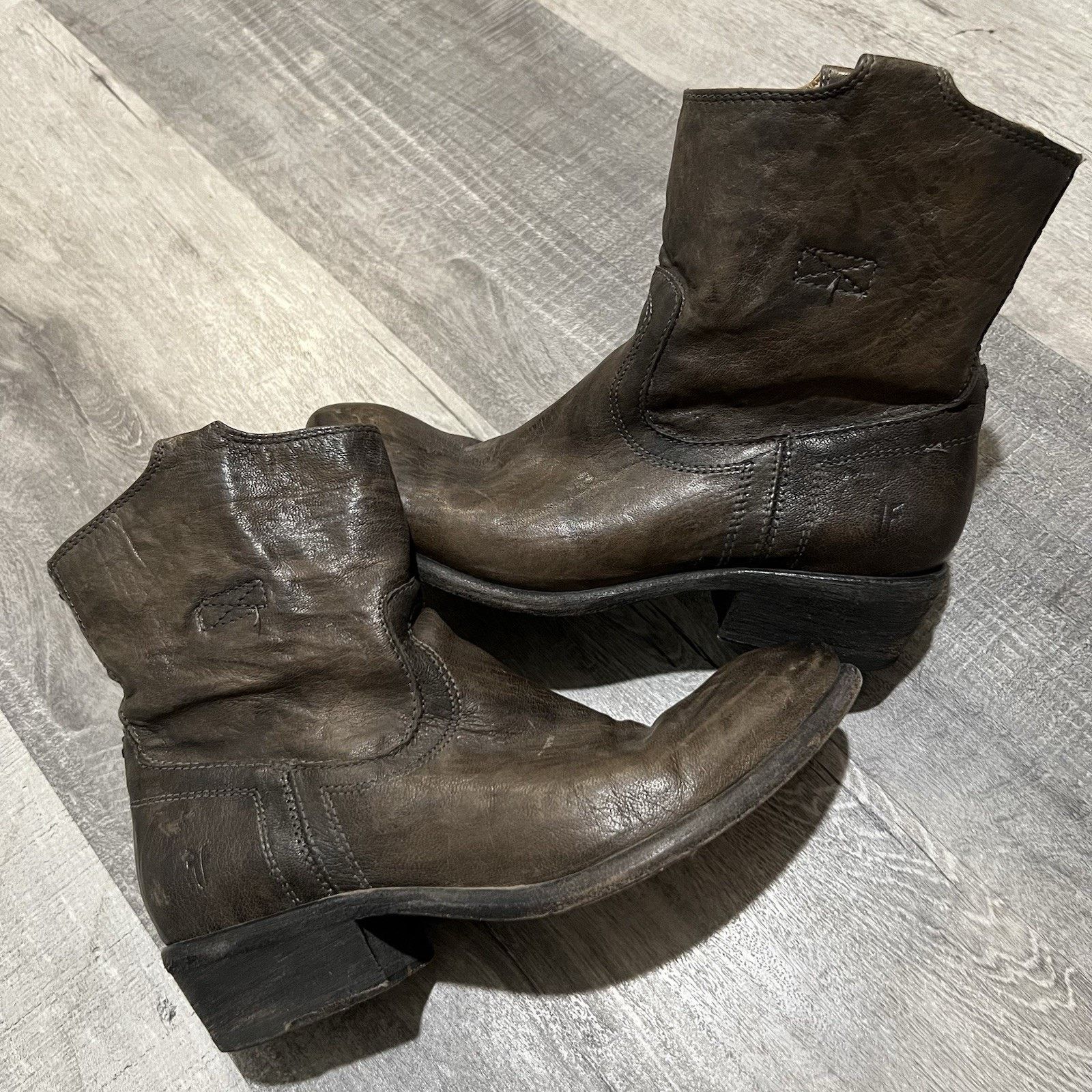 Frye Frye Chelsea Brown Brushed Leather Ankle Cowboy Boots 7.5 Size US 7.5 / IT 37.5 - 1 Thumbnail