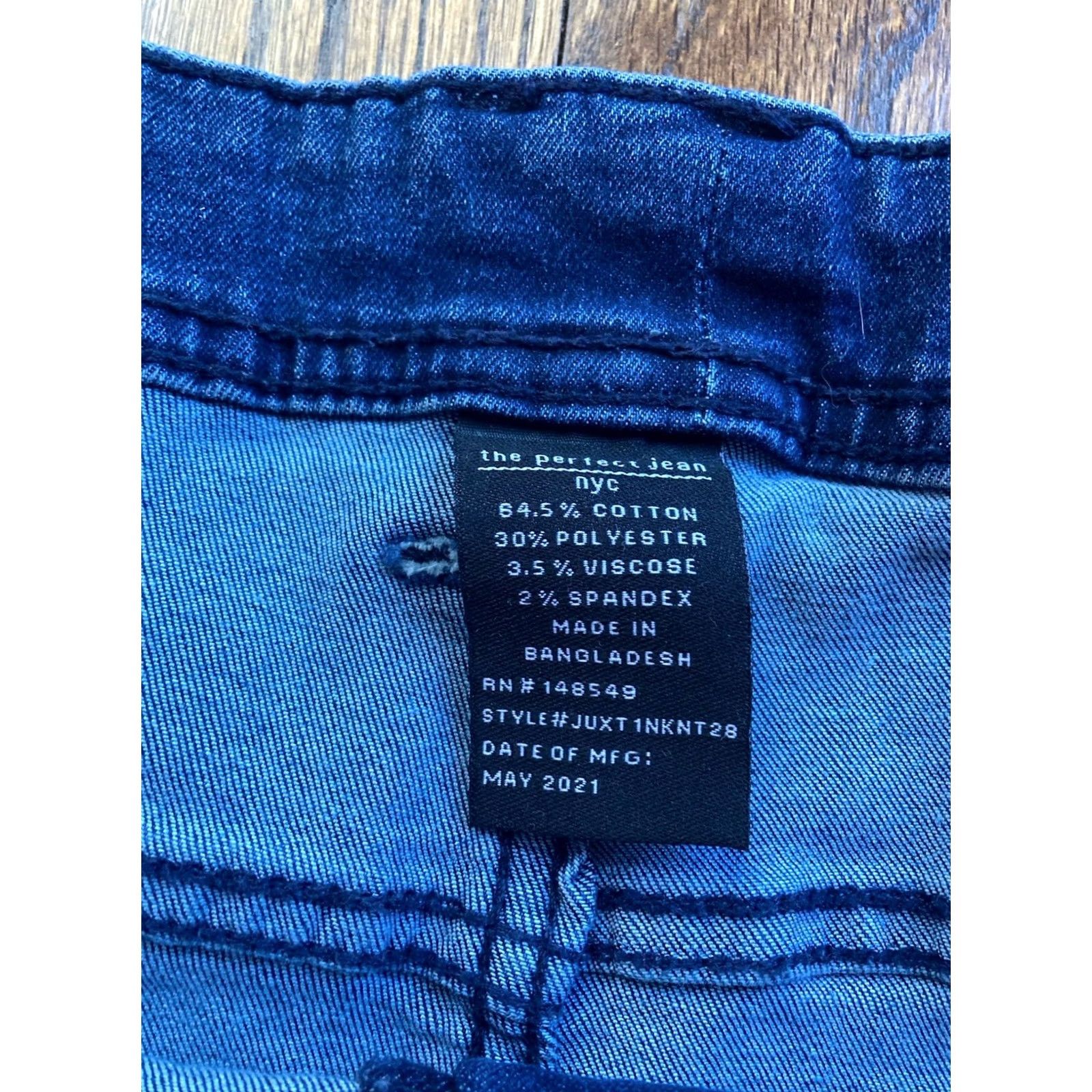 Vintage The Perfect Jean NYC Jeans Slim 42x28 Blue Denim 5 Pocket Stretch Mens Straight Regular Fit Mens Size US 42 / EU 58 - 7 Thumbnail