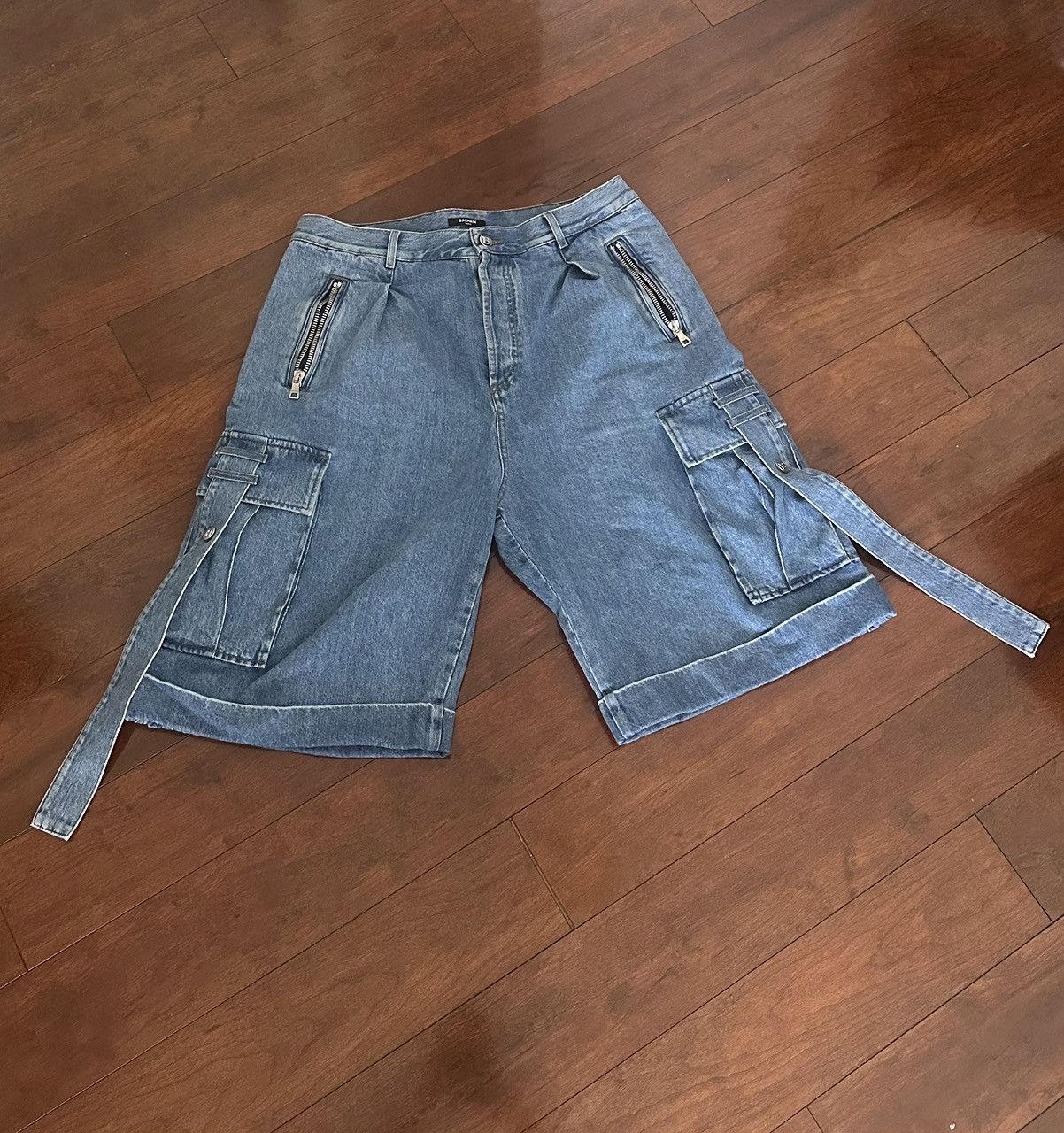 Balmain Balmain oversized jorts Size US 34 / EU 50 - 1 Thumbnail