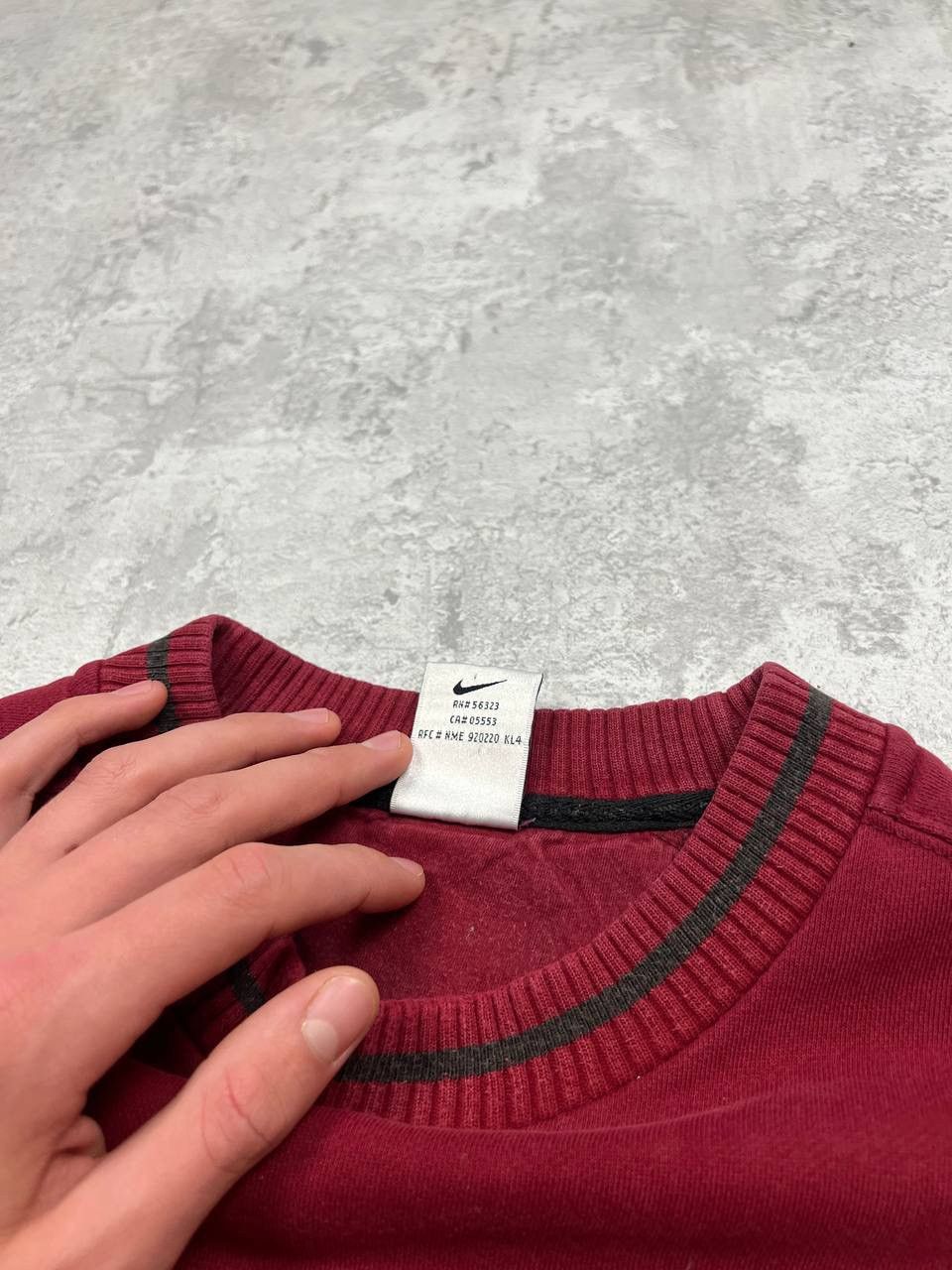 Nike Rare Vintage Nike Sweatshirt Spell Out Embroidered Logo Y2K Size US M / EU 48-50 / 2 - 12 Thumbnail