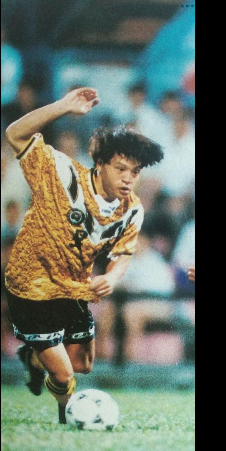 Vintage Ultra Rare Vintage Puma Sing Tao 1995 Away Match Issue Worn Size US XL / EU 56 / 4 - 2 Thumbnail