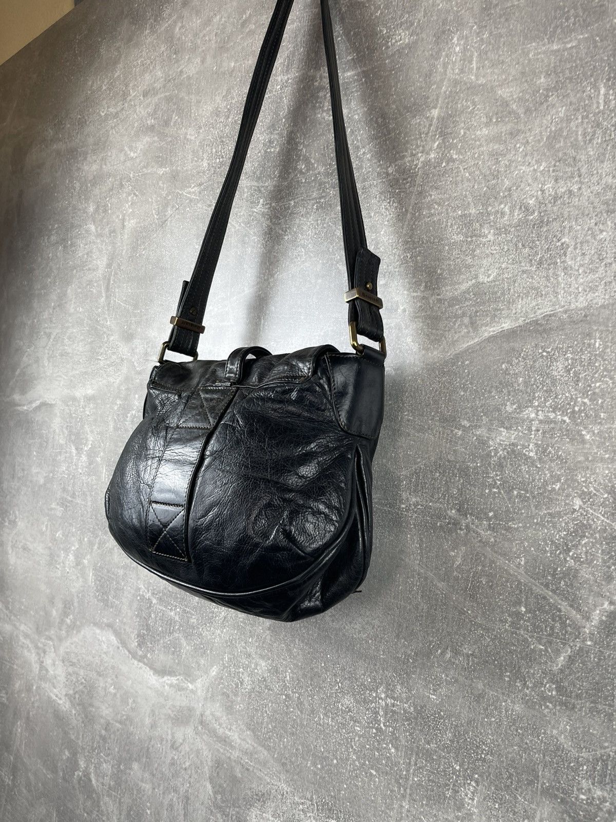 Belstaff × Vintage Belstaff Dark Wax Leather Avant Garde Biker Bag Size ONE SIZE - 6 Thumbnail