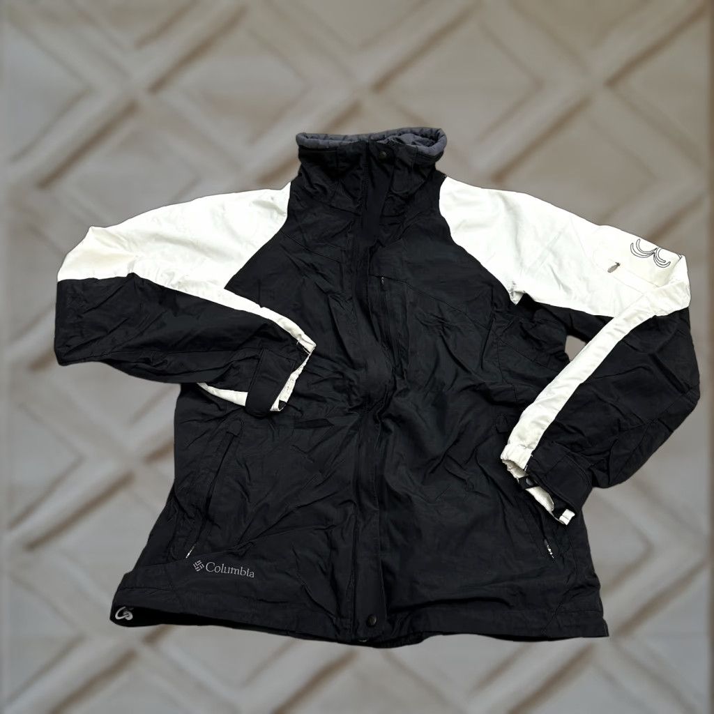 Vintage Columbia Bugaboo Utility Windbreaker Jacket Womens M Black Purple Full Zip Wearable All Seasons Outdoor Sports Backpacking Ready Jacket Size M / US 6-8 / IT 42-44 - 1 Thumbnail