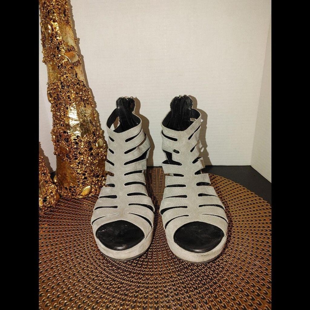 Other Stylish Cordani Strappy Wedge Heels Size US 7.5 / IT 37.5 - 2 Thumbnail