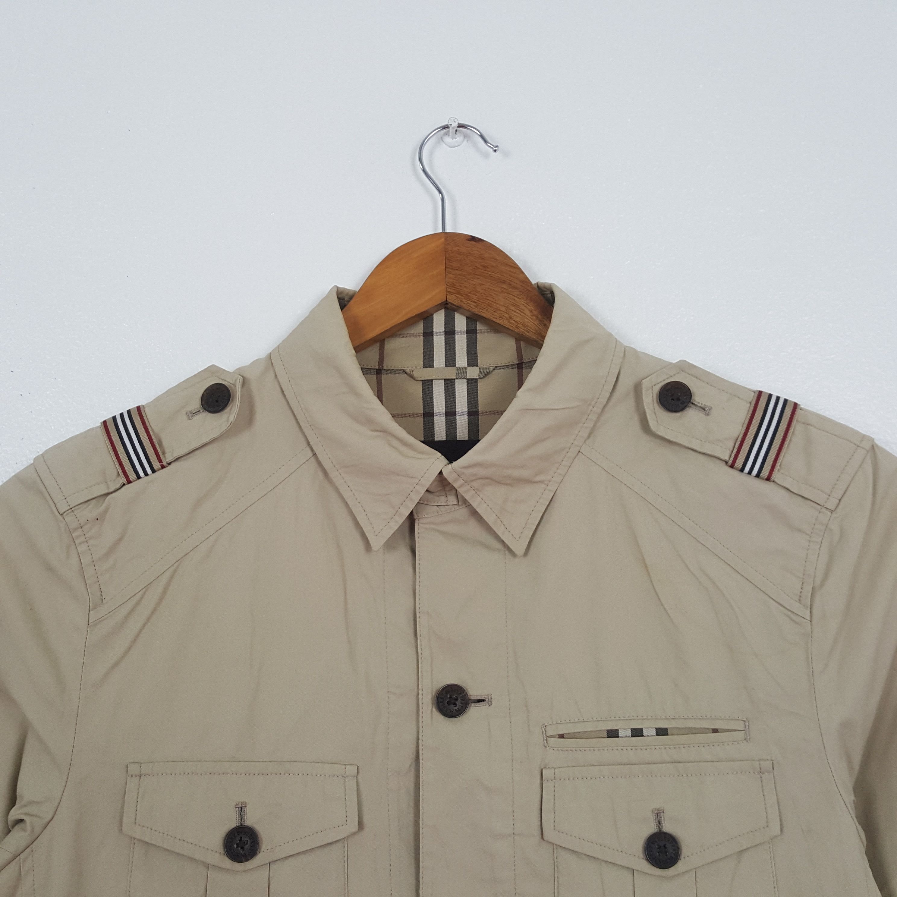 Burberry Vintage Burberry London Fashion Brand Shirt C319N32 Size US M / EU 48-50 / 2 - 4 Thumbnail
