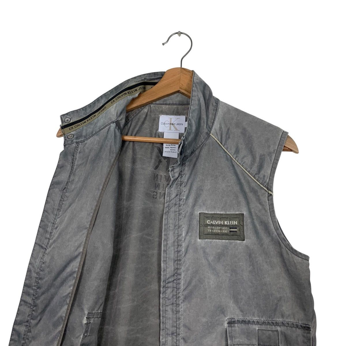 Calvin Klein CALVIN KLEIN JEANS Rusty Gray Nylon Vest #2542-C115 Size US M / EU 48-50 / 2 - 8 Thumbnail