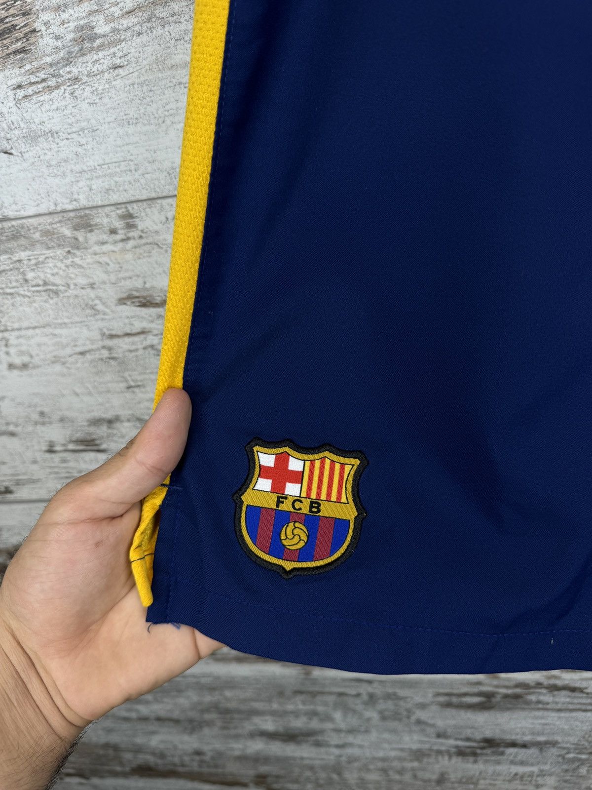 Nike × Vintage Mens Vintage Nike FC Barcelona Soccer shorts football Size US 32 / EU 48 - 3 Thumbnail