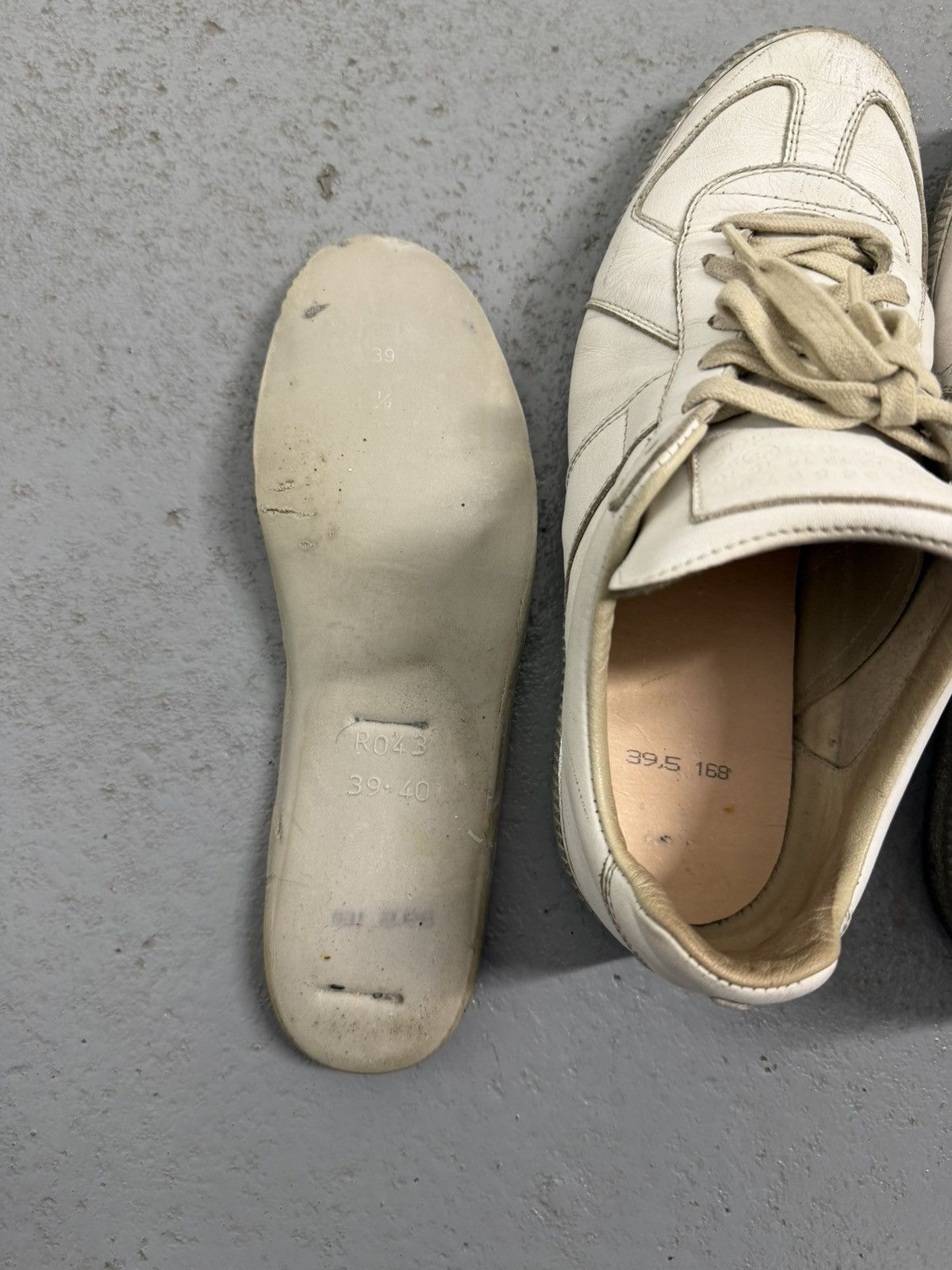 Maison Margiela Maison Margiela Gat Replica Sneakers Size US 9.5 / IT 39.5 - 12 Thumbnail