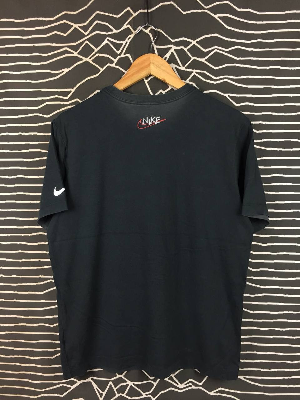 Nike Nike Shibuya Scramble Japan Exclusive DJ Cat Turntable Tee Size US L / EU 52-54 / 3 - 6 Thumbnail