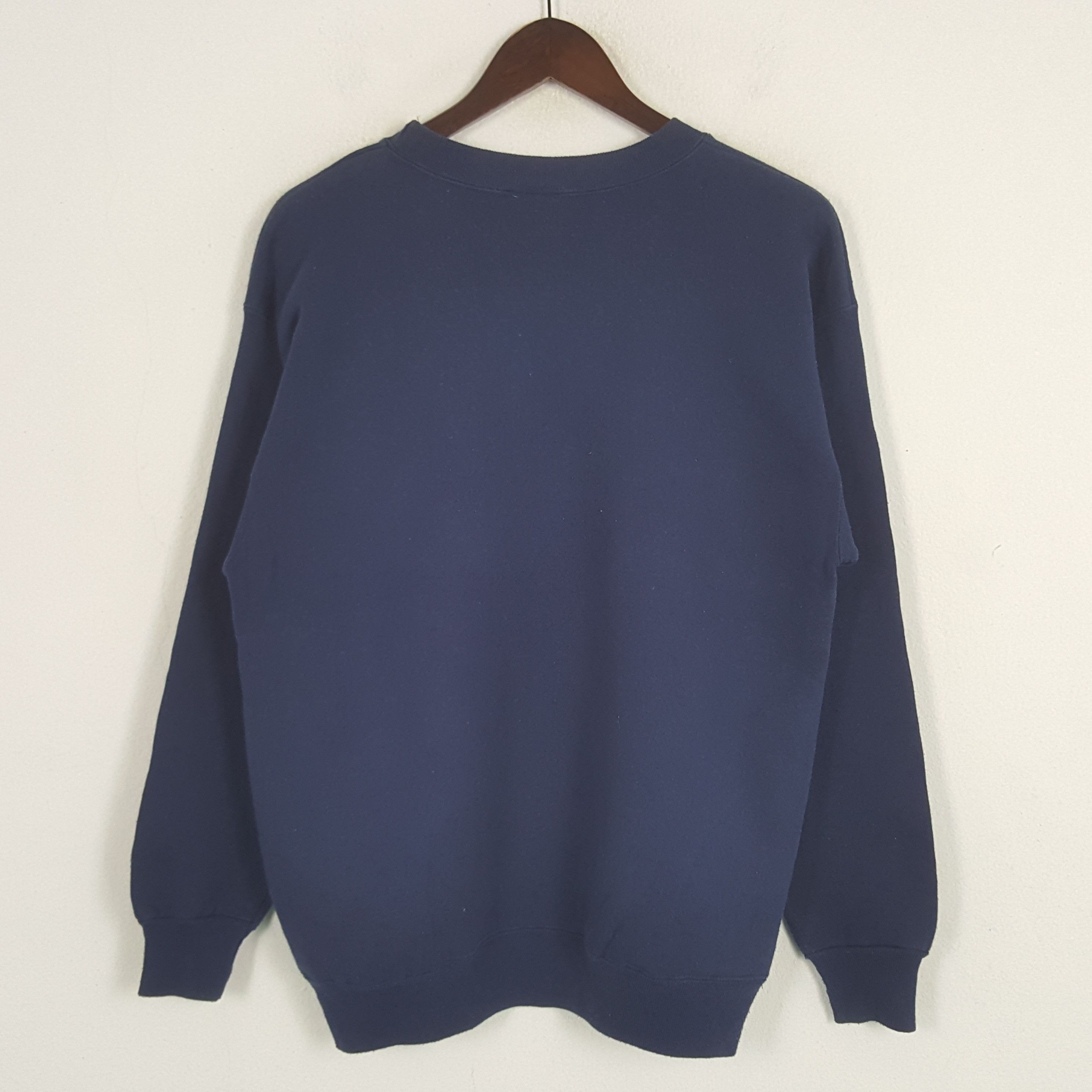 Disney × Mickey Mouse × Vintage Vintage Disney Mickey Mouse Sweatshirt Size US M / EU 48-50 / 2 - 3 Thumbnail
