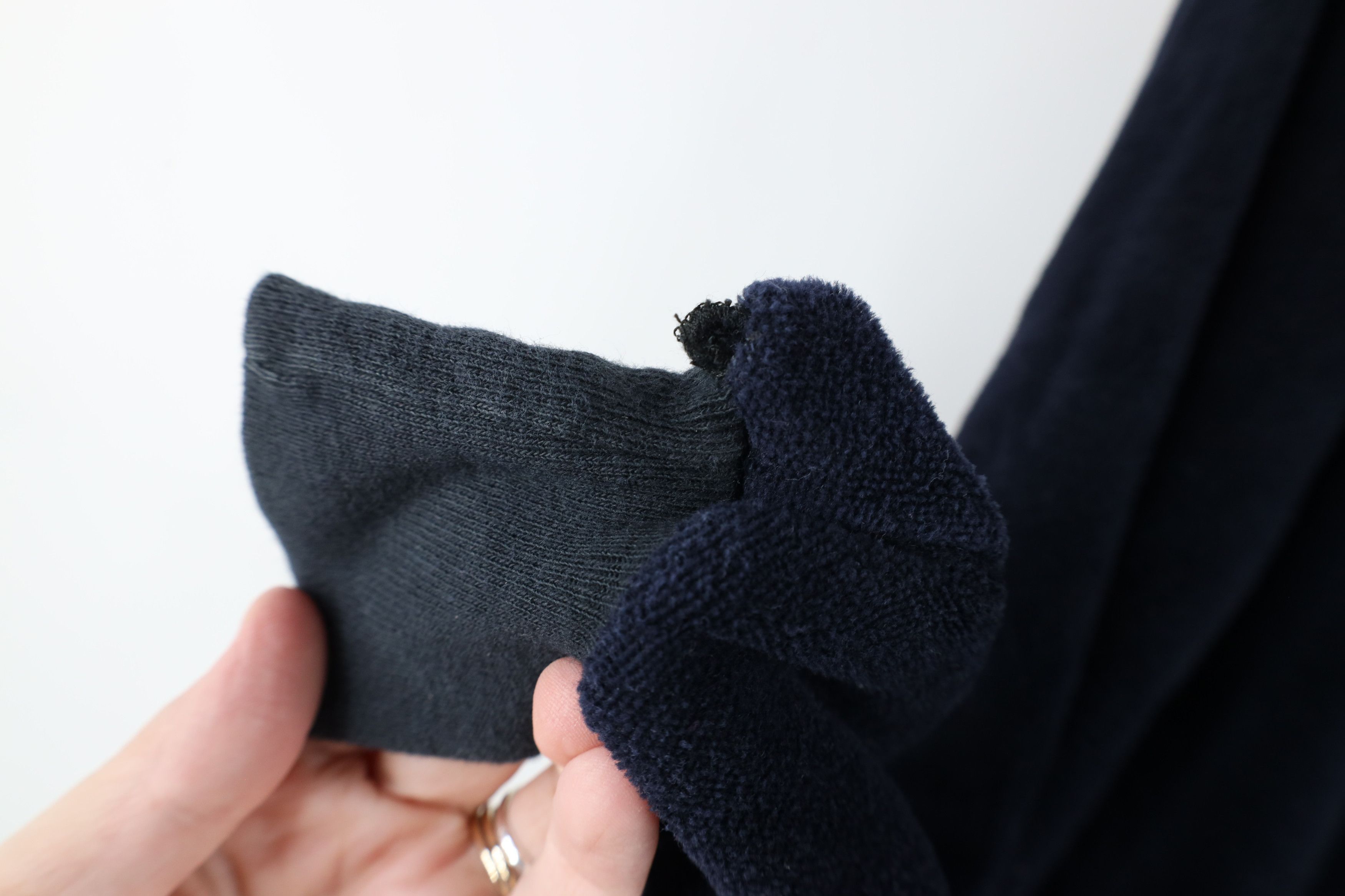 Vintage Vintage 70s Streetwear Terry Cloth V-Neck Sweater Navy USA Size US XL / EU 56 / 4 - 4 Thumbnail