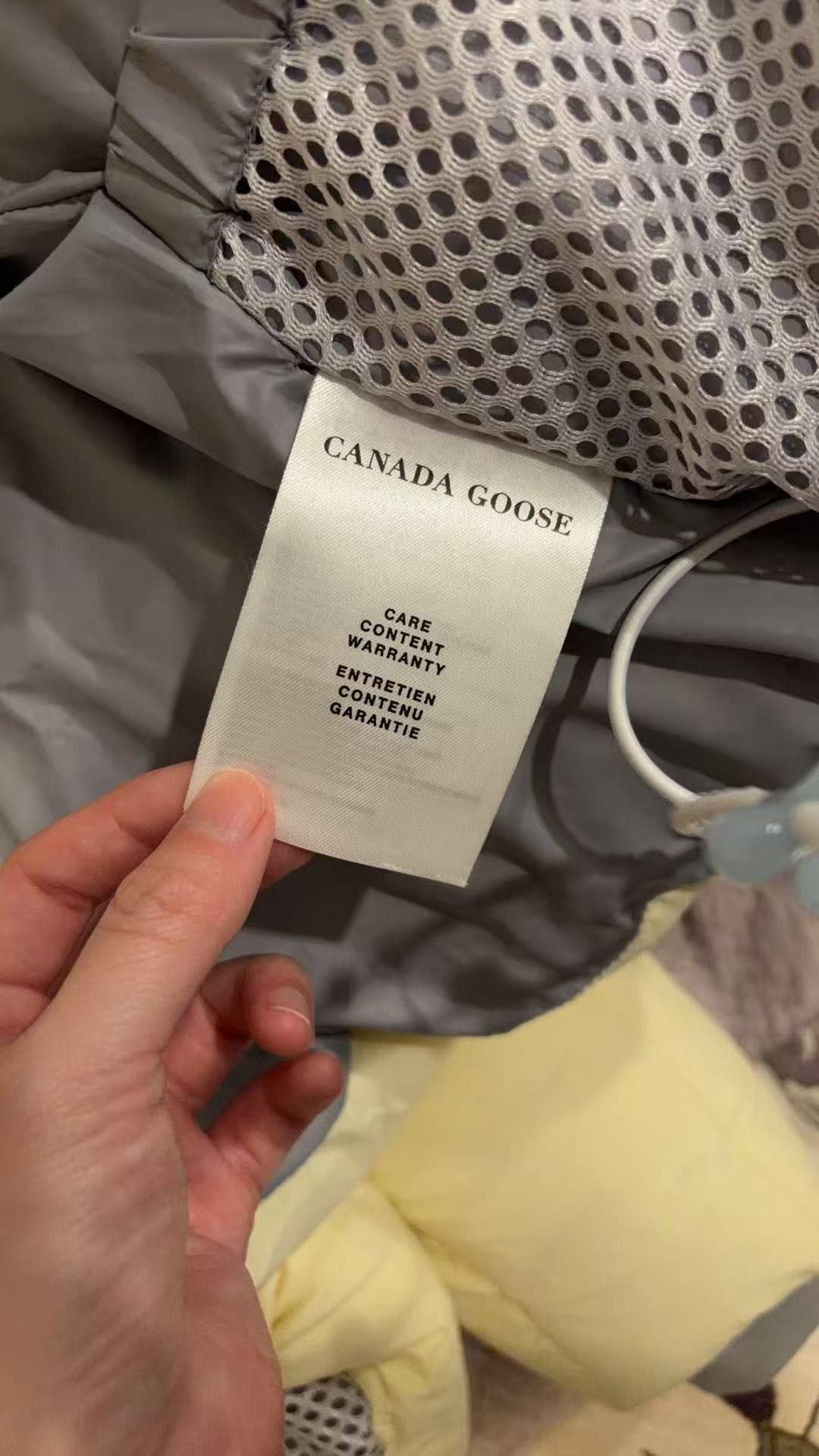 Canada Goose Canada Goose Junction Cropped Puffer Size S / US 4 / IT 40 - 4 Thumbnail
