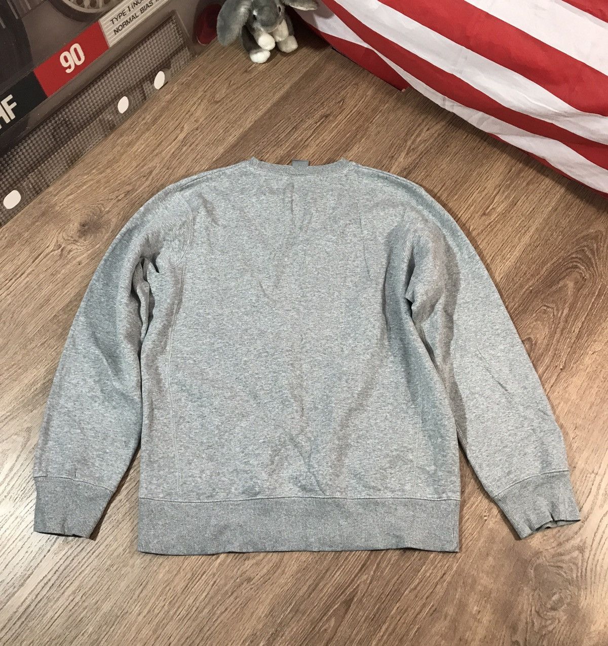 Nike × Vintage Nike Vintage Grey Sweatshirt Size L Size US L / EU 52-54 / 3 - 7 Thumbnail