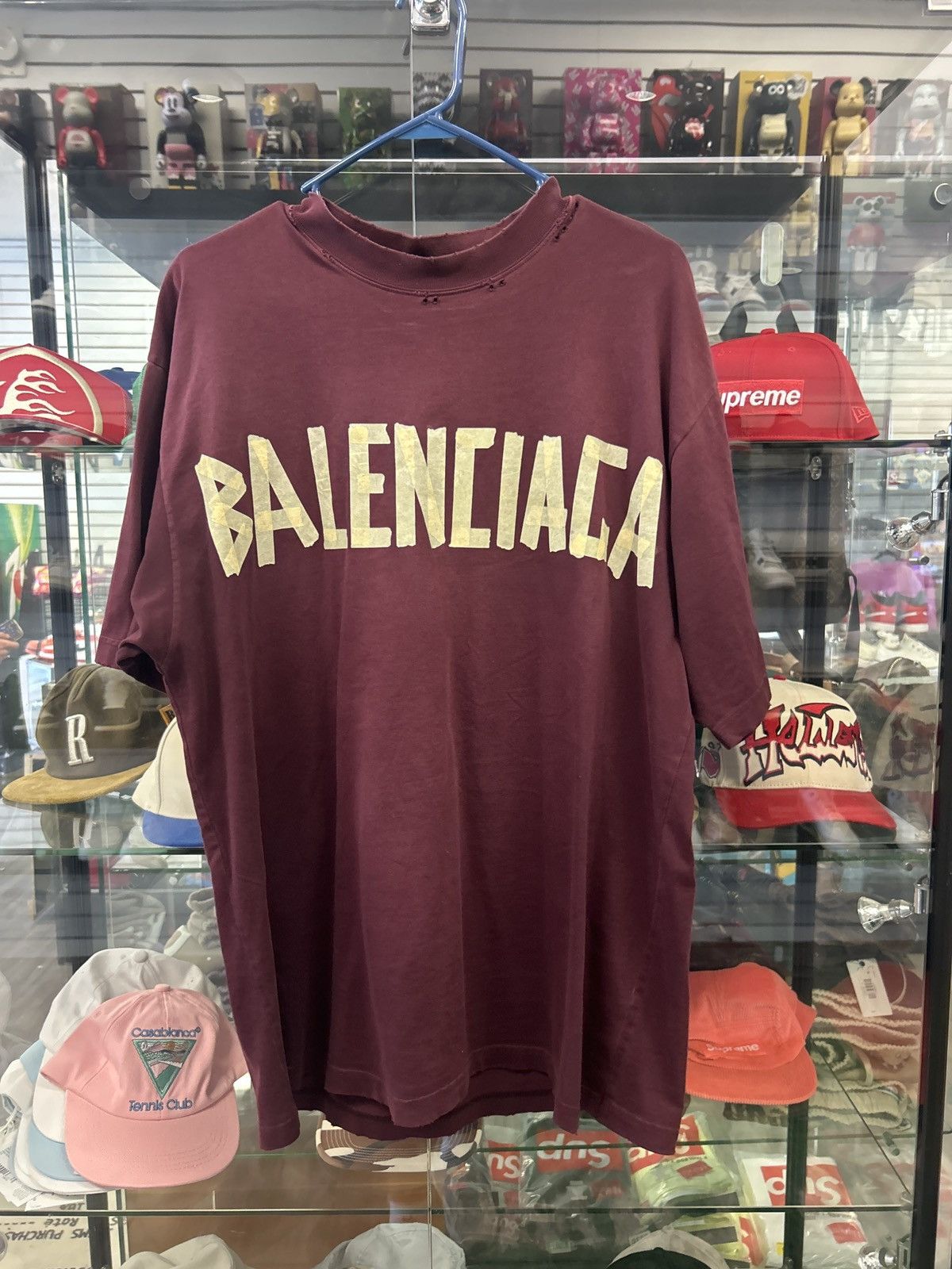 Balenciaga Balenciaga wine red tape short sleeved shirt Size US S / EU 44-46 / 1 - 1 Thumbnail