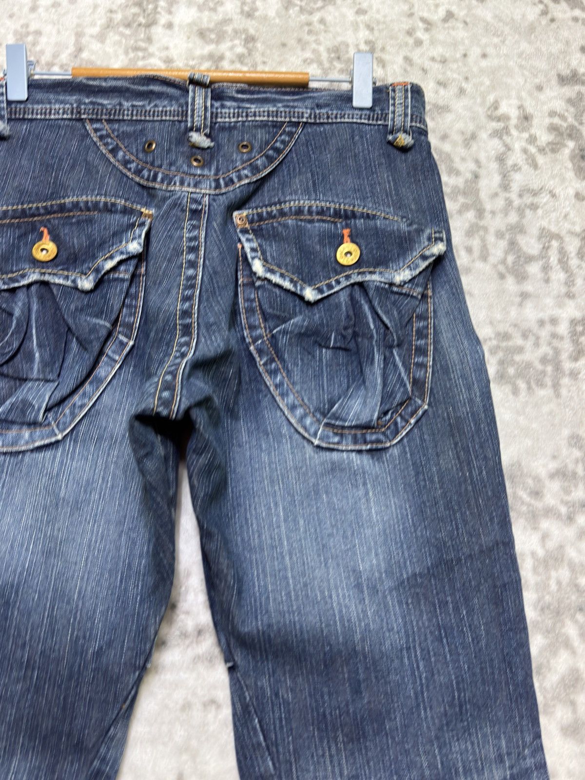 Edwin Edwin K5651 Cargo Pocket Straight Cut Distressed Denim Jeans Size US 31 - 10 Thumbnail