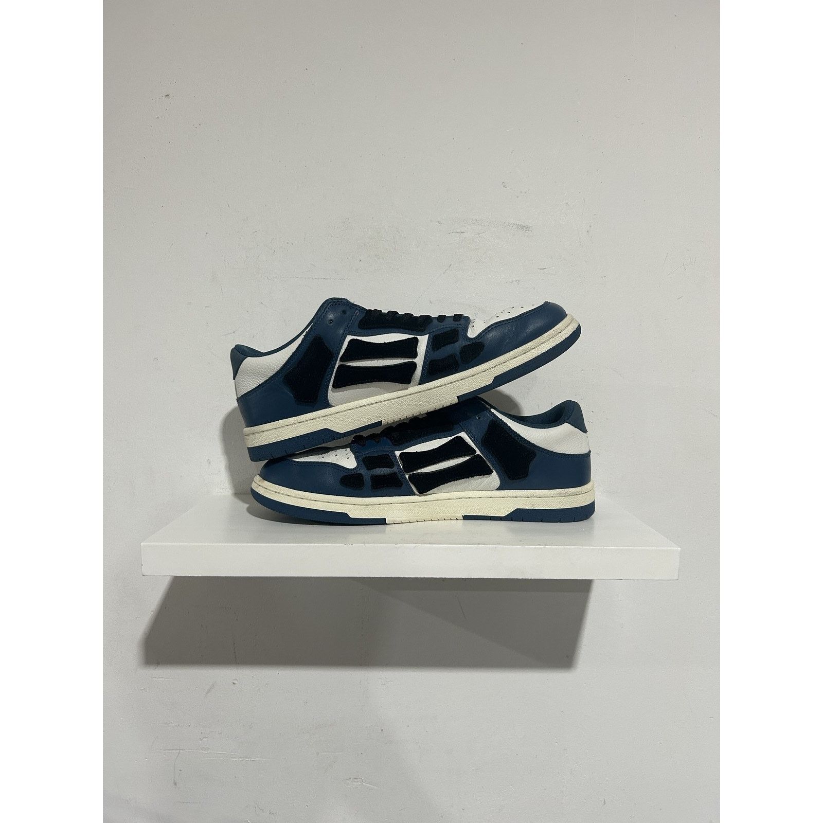 Amiri AMIRI SKEL WHITE NAVY LOW TOP SIZE 11 PREOWNED Size US 11 / EU 44 - 2 Thumbnail
