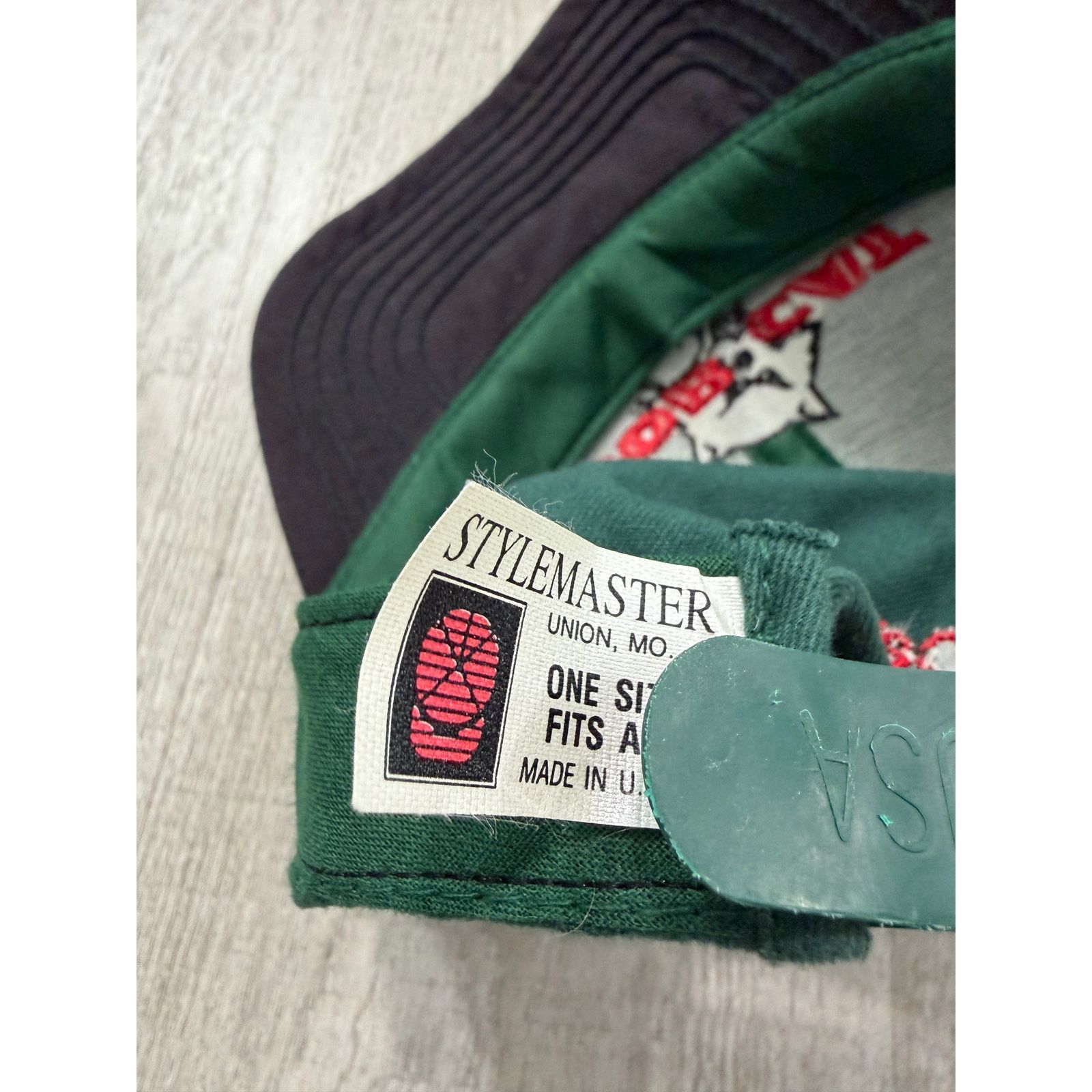 Vintage Vintage Bob Cat Snapback Hat Men's OSFA Green 90s Snowmobile Size ONE SIZE - 7 Thumbnail