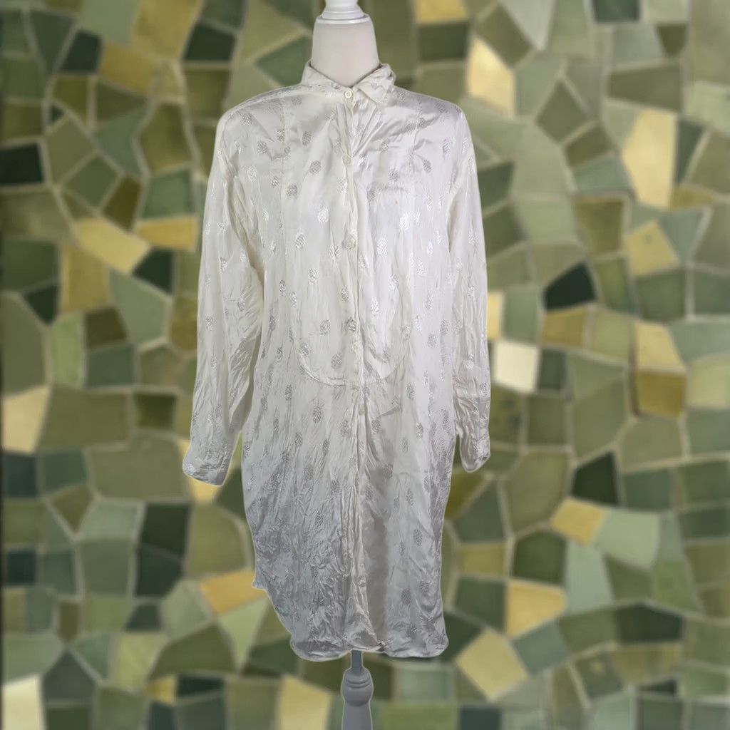 Vintage VINTAGE Tramp Cream Pineapple Embroidered Tunic Top M Long Sleeve Button-Up Women's 90s Beach Size M / US 6-8 / IT 42-44 - 1 Thumbnail