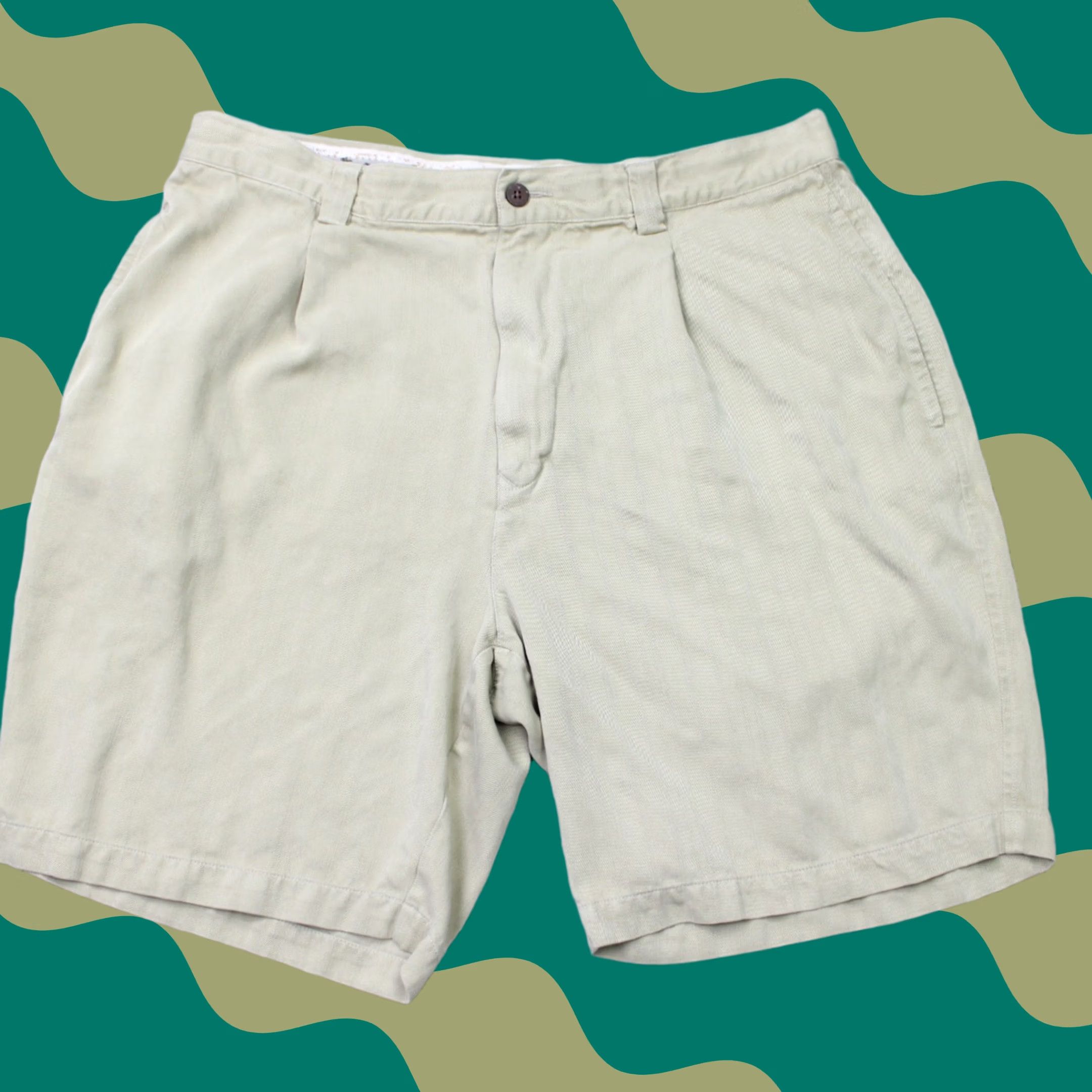 Tommy Bahama Tommy Bahama Shorts Mens 36 Beige 100% Silk Flat Front Chino 9" Inseam Casual Preppy Size US 36 / EU 52 - 1 Thumbnail