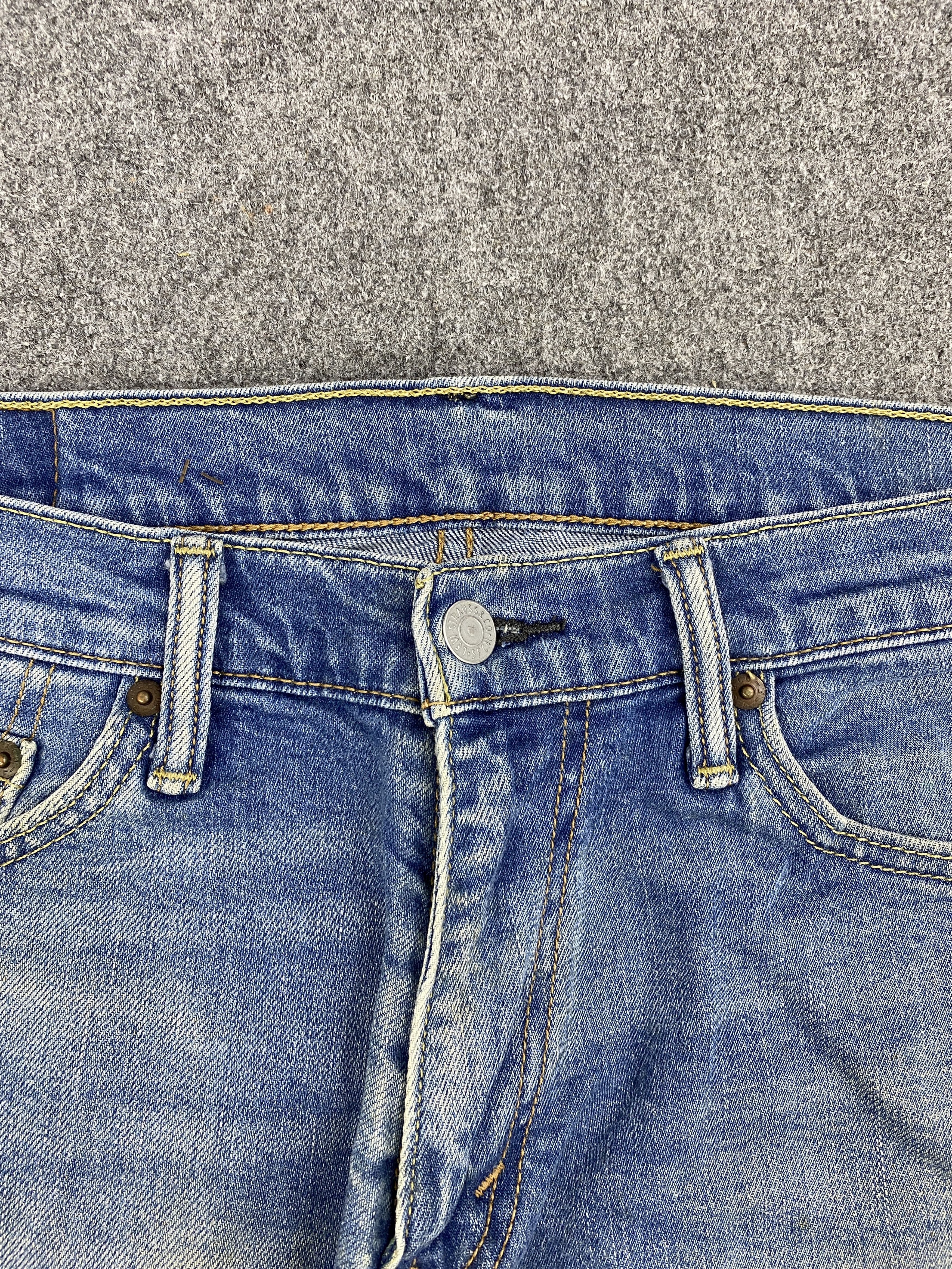 Levi's × Vintage Vintage Levis 541 Faded Blue Denim Jeans Size US 28 / EU 44 - 7 Thumbnail