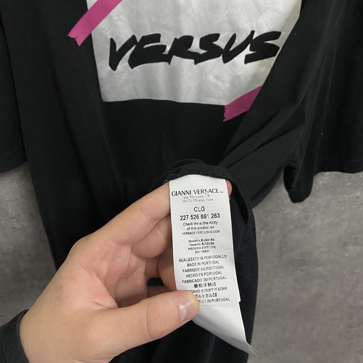 Versace Men’s T Shirt Versace Versus Big Logo Size US L / EU 52-54 / 3 - 7 Thumbnail