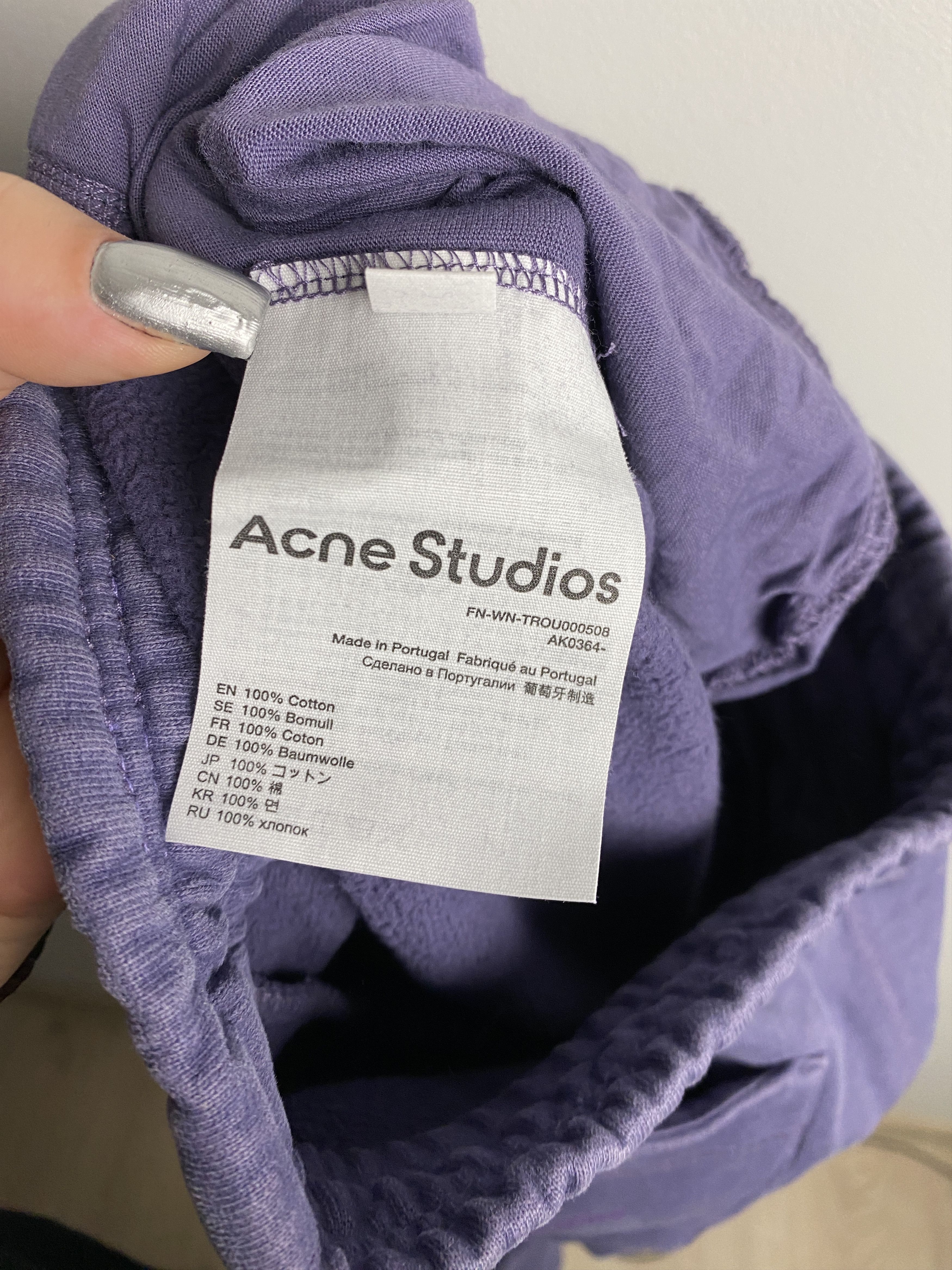 Acne Studios Acne Studios purple sweatpants small back logo Size 24" / US 00 / IT 34 - 5 Thumbnail