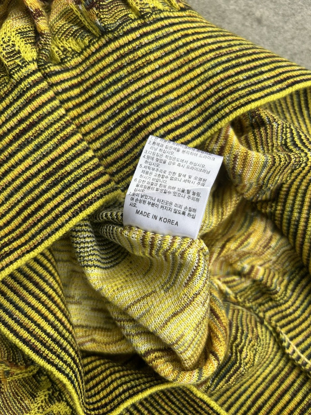 Missoni Missoni Ethnic Zig-zag Pattern Knit Short Sleeve Sweater Size M / US 6-8 / IT 42-44 - 8 Thumbnail