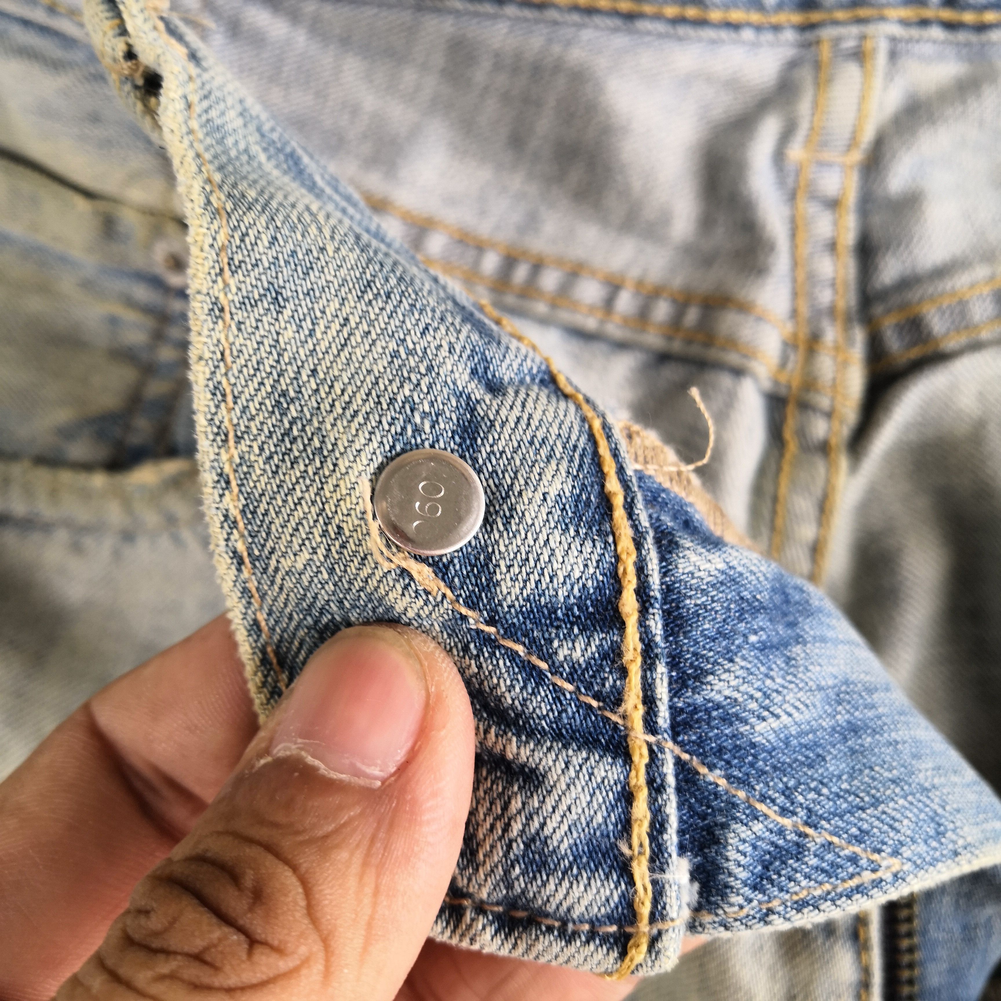 Jean Vintage Levis 505 Mud Wash Denim Distressed Levi's 505 Jeans Size US 34 / EU 50 - 5 Thumbnail