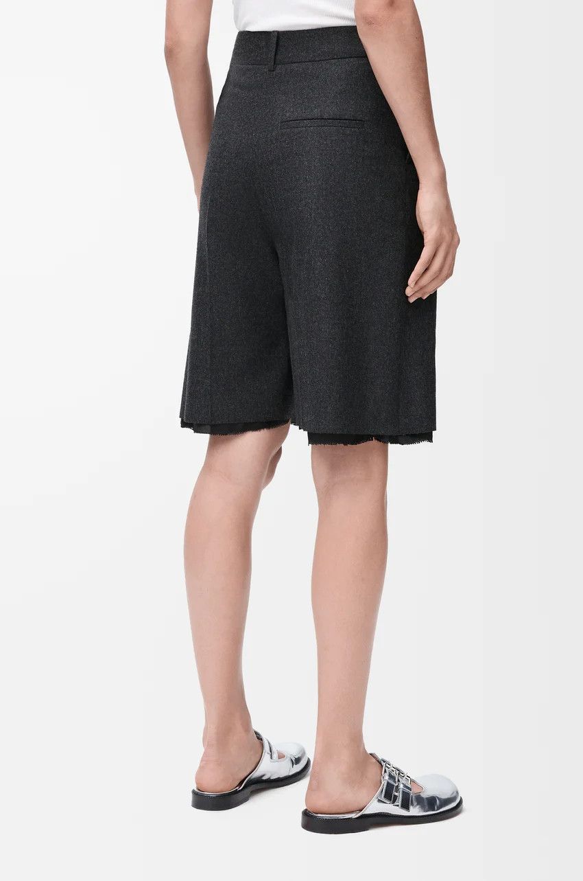 Loewe o1loc1c0525 Shorts in Black Size 26" / US 2 / IT 38 - 3 Thumbnail