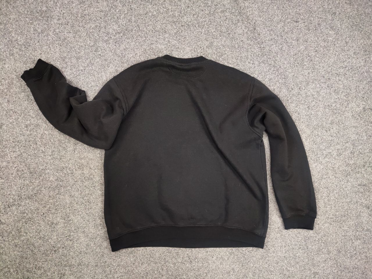 Nike Vintage 90's Nike Logo Black Faded Square Sweatshirts USA Size US XL / EU 56 / 4 - 14 Thumbnail