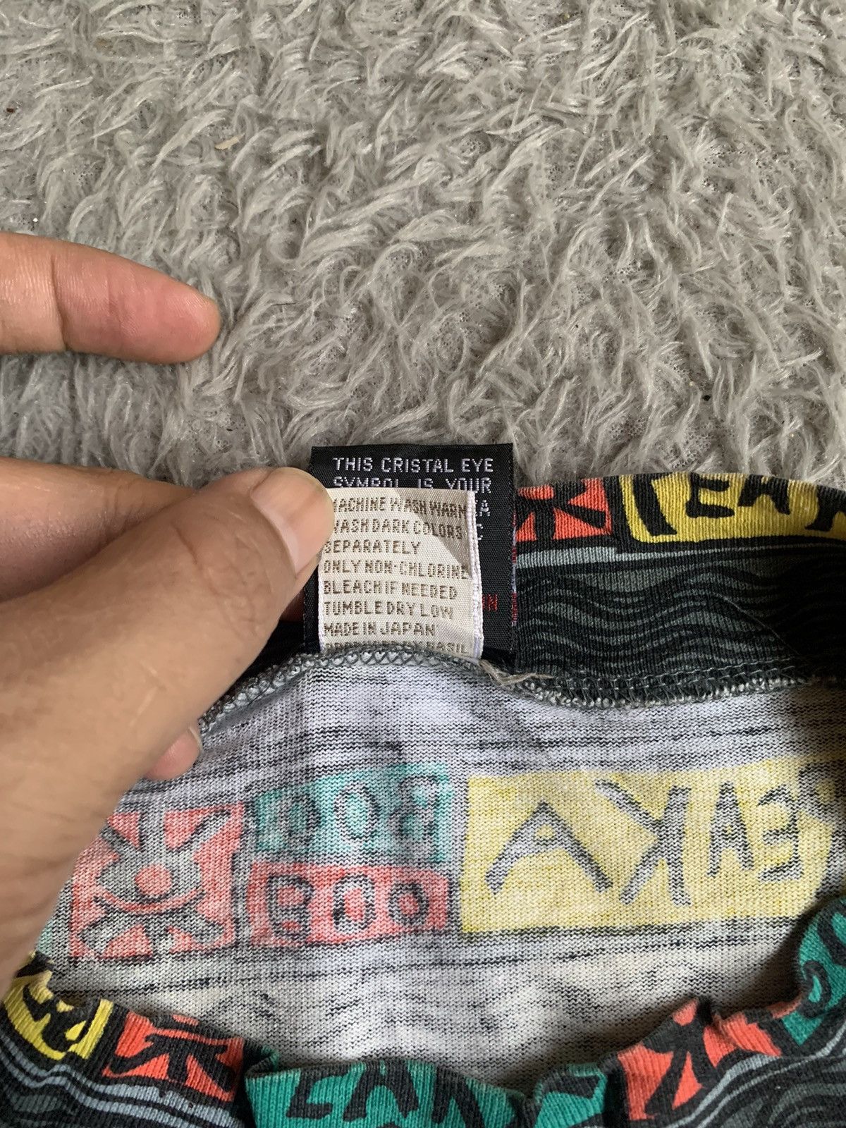 Japanese Brand Vintage 90s Peakaboo Surf Pocket Tomtom Pattern Tee Size US M / EU 48-50 / 2 - 5 Thumbnail