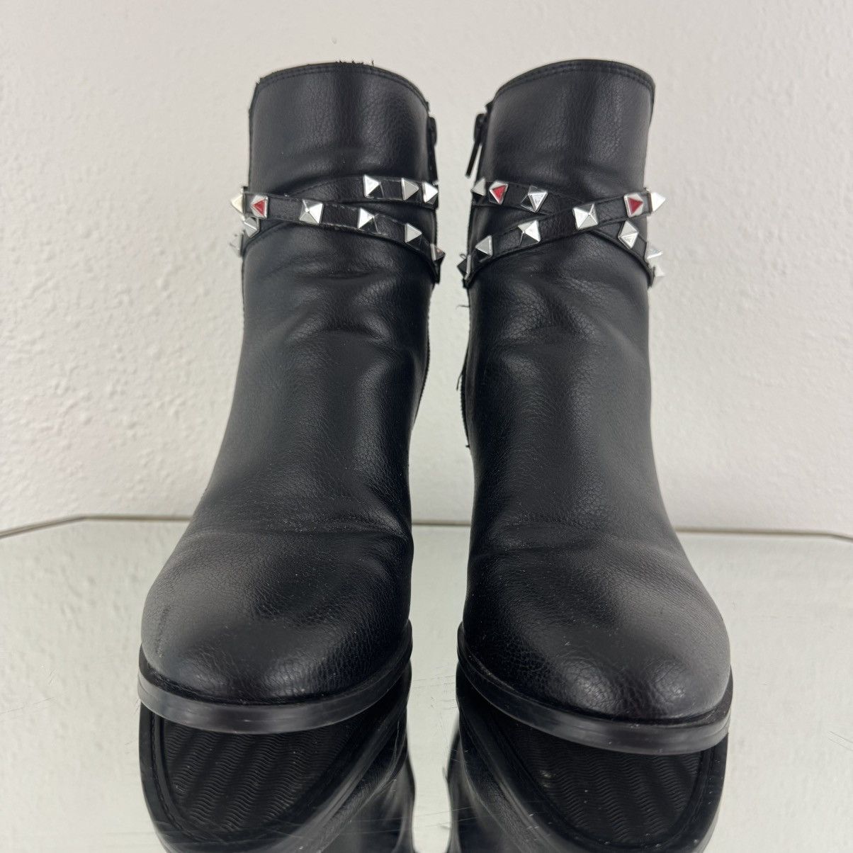 Nine West NINE WEST Black Faux Leather Donda Silver Stud Ankle Boots Size US 8.5 / IT 38.5 - 7 Thumbnail