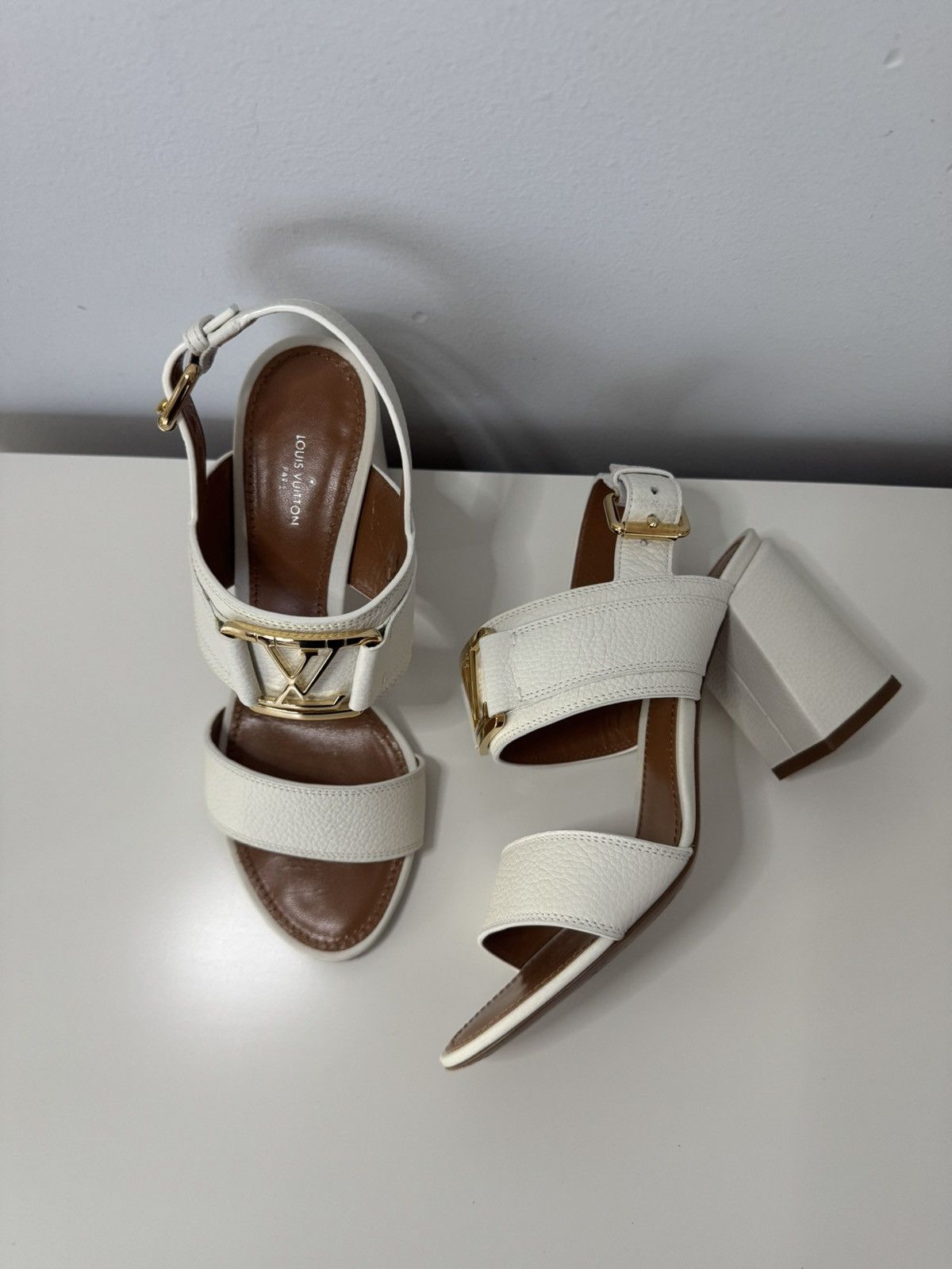 Louis Vuitton Louis Vuitton Horizon Sandals Size US 7 / IT 37 - 1 Thumbnail