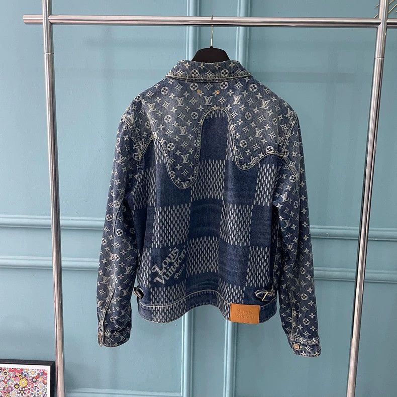 Louis Vuitton Louis Vuitton Blue jacket with full logo jacket 2501-Nextar Size US L / EU 52-54 / 3 - 2 Thumbnail