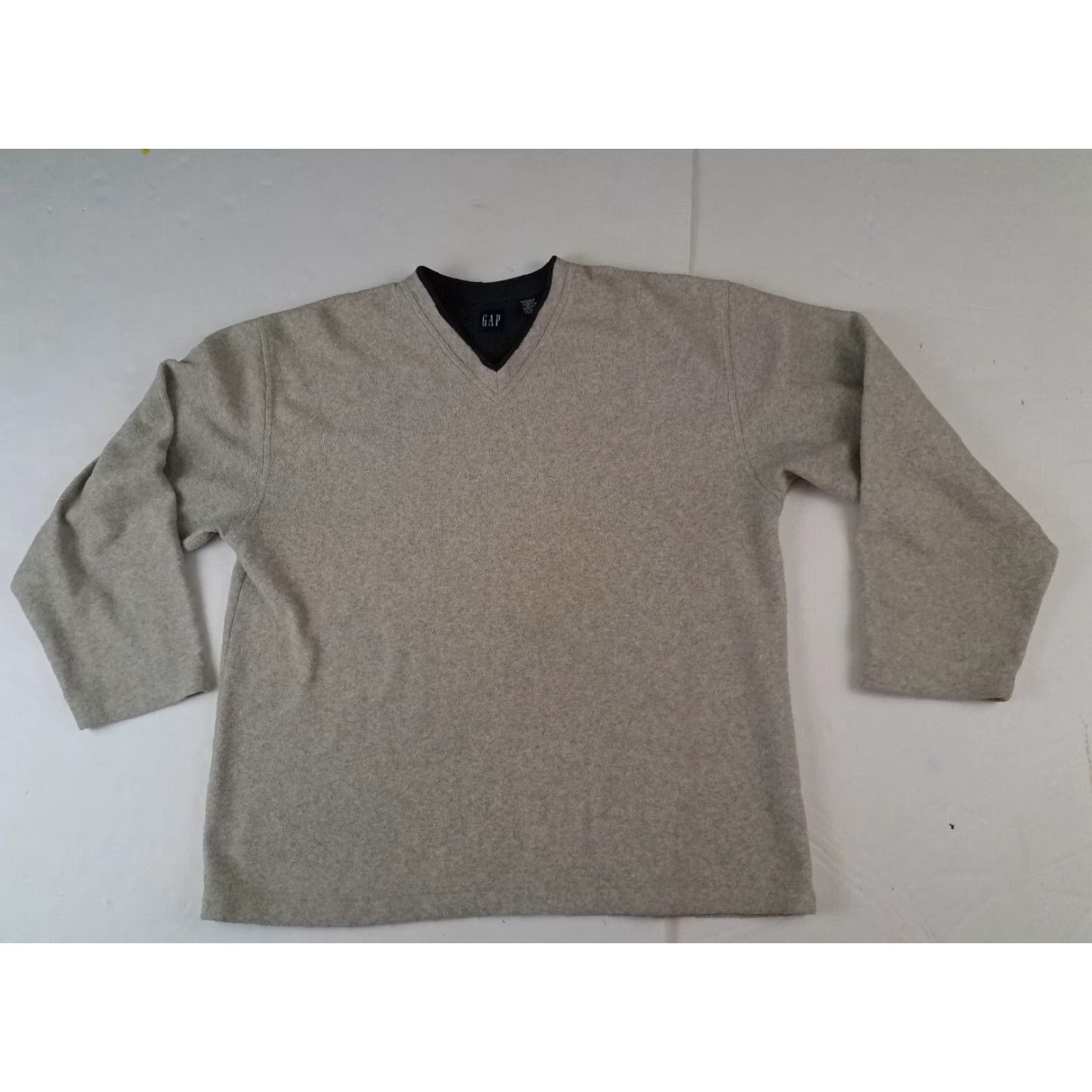 Gap **VINTAGE GAP XXL GREY V-NECK PULLOVER** User: **VINTAGE GAP XXL GREY V-NECK SWEATER** Size US XXL / EU 58 / 5 - 3 Thumbnail