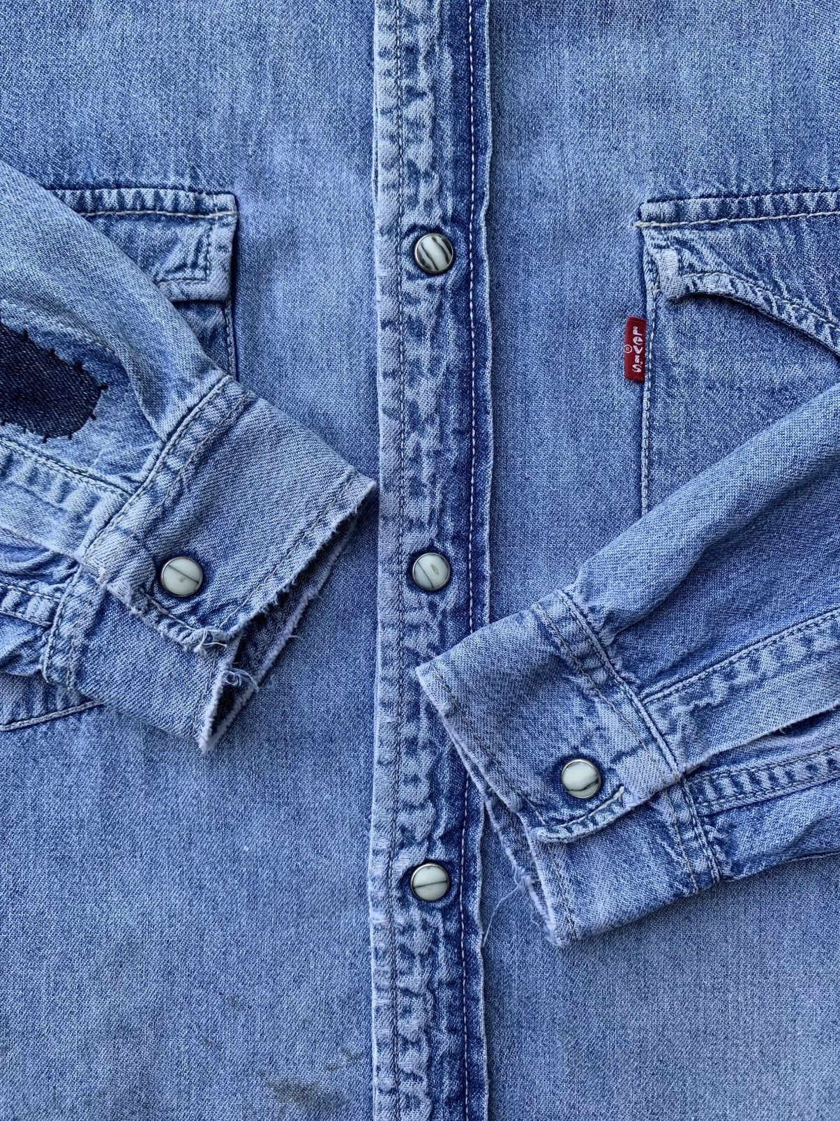 Levi's repaired sashiko patchwork levi’s 1990s western shirt Size US M / EU 48-50 / 2 - 5 Thumbnail