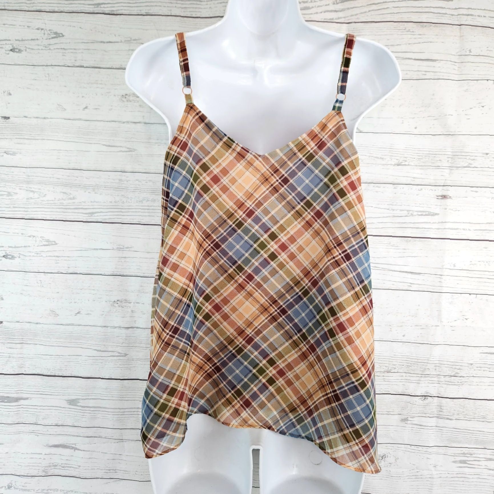 Torrid Torrid Sophie Chiffon Swing Cami M/L Brown Blue Plaid Tank Womens Size M/L Casual Sleeveless Pullover Size M / US 6-8 / IT 42-44 - 3 Thumbnail