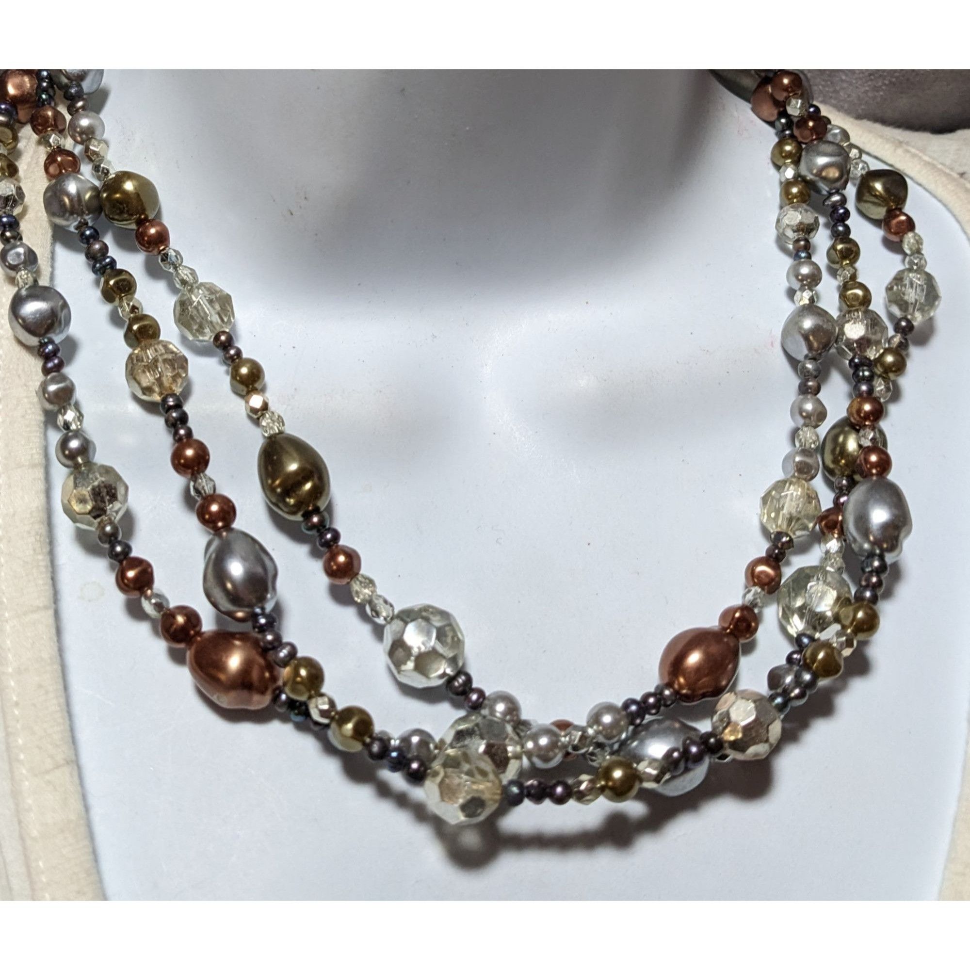 Other Metallic Multilayer Glam Beaded Necklace Size ONE SIZE - 8 Thumbnail
