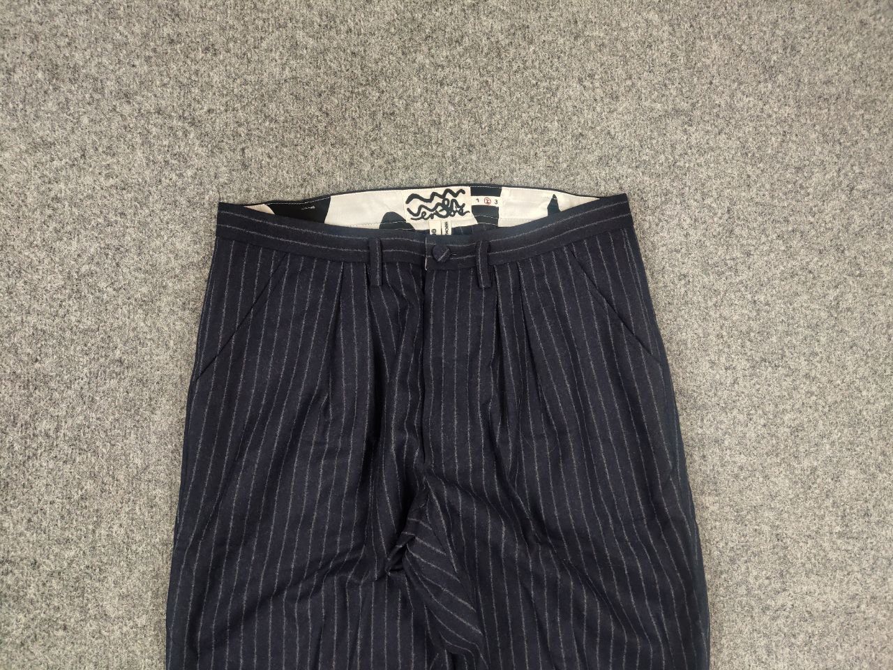 Other EnSoie Design Premium handmade wool Navy stripe Ankle Pants Size US 32 / EU 48 - 3 Thumbnail
