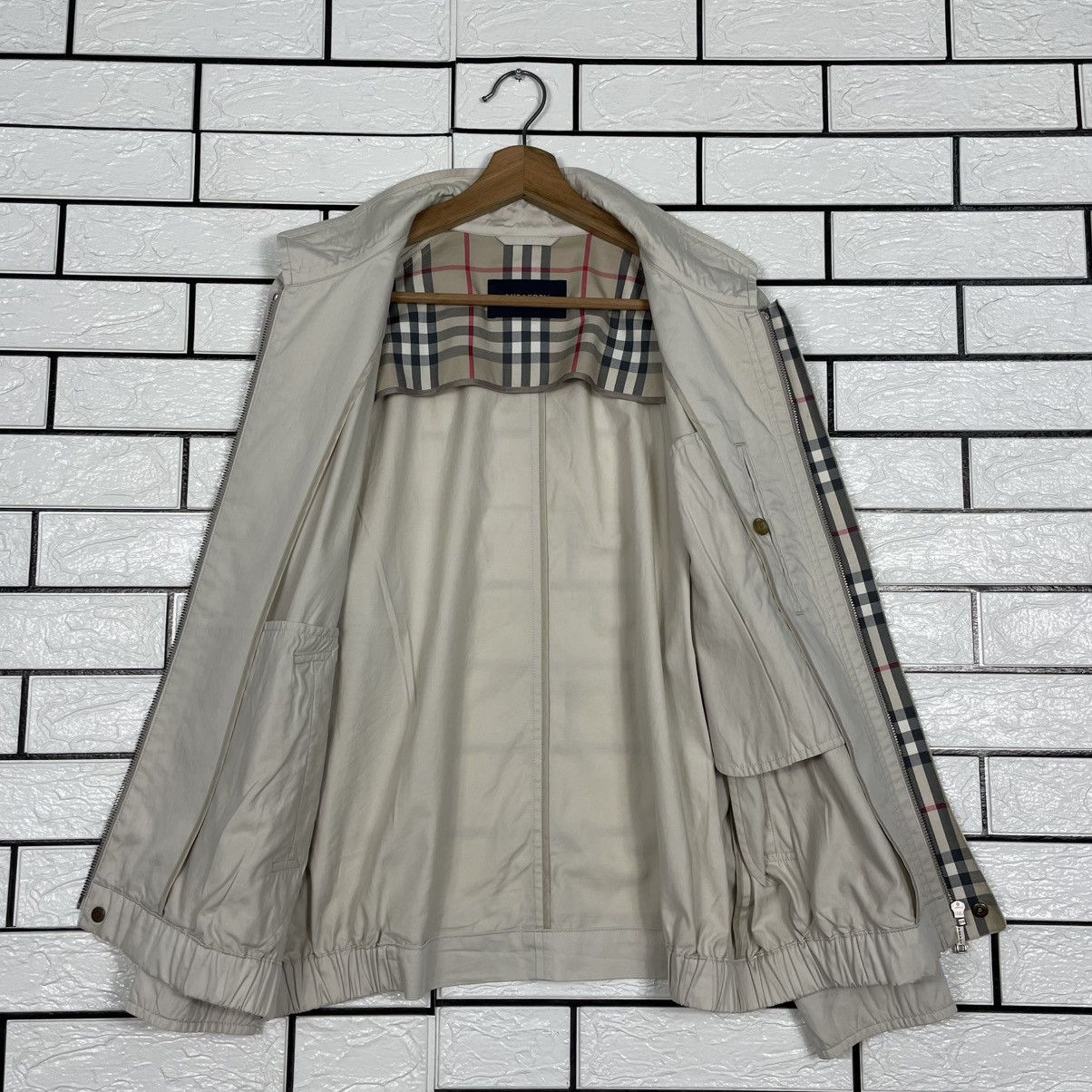 Burberry Burberry London Bomber Jacket Size US M / EU 48-50 / 2 - 11 Thumbnail