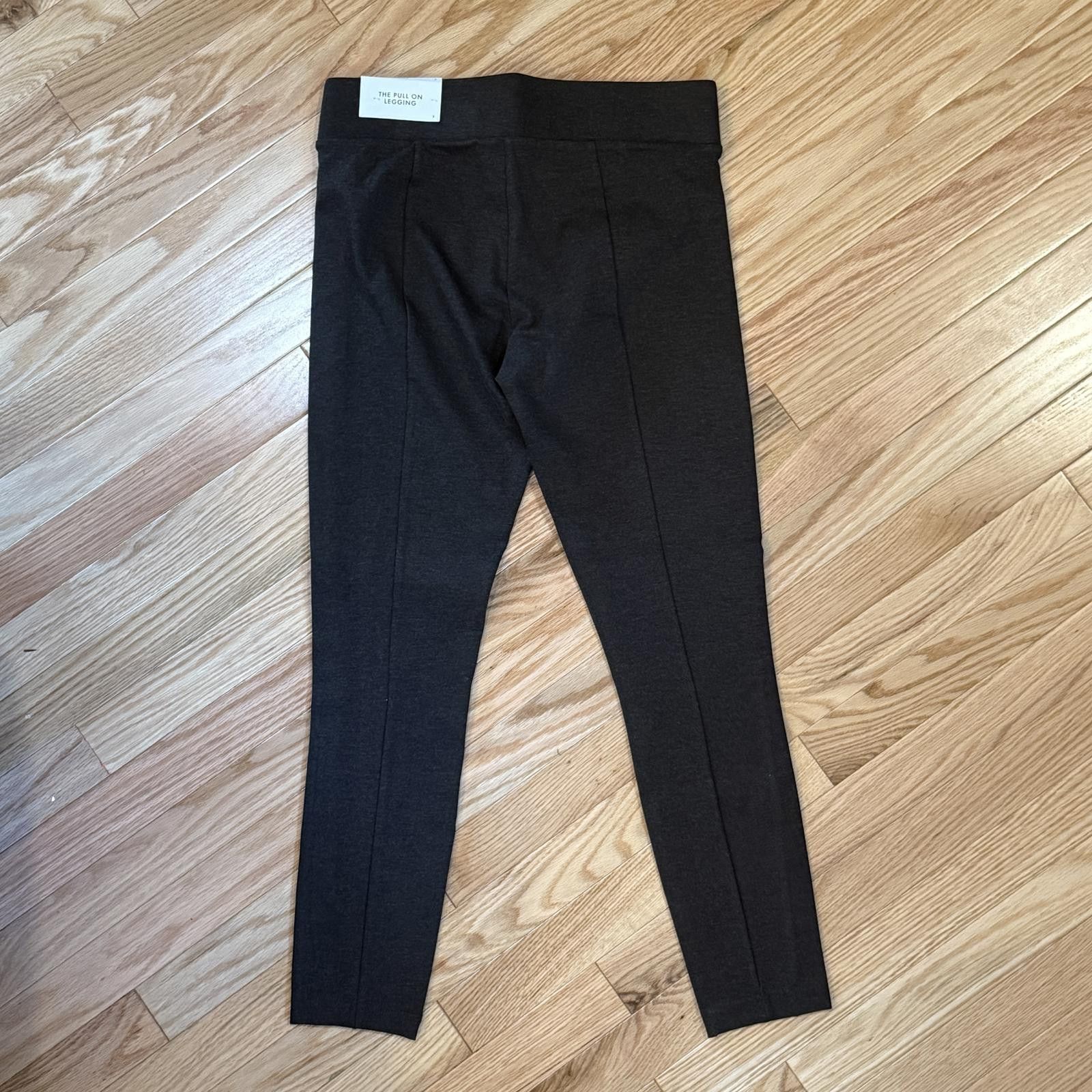 Ann Taylor Ann Taylor Factory pull-on ponte pintuck leggings S NWT Size 28" / US 6 / IT 42 - 2 Thumbnail