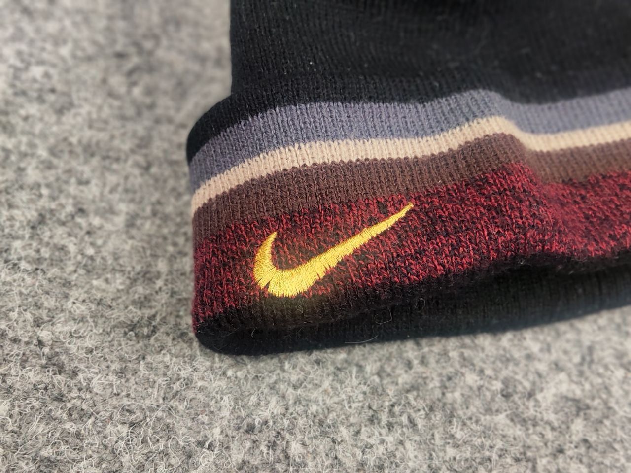 Nike Vintage Nike beanie hat Black Wool Blend Swoosh Y2K Style Size ONE SIZE - 9 Thumbnail