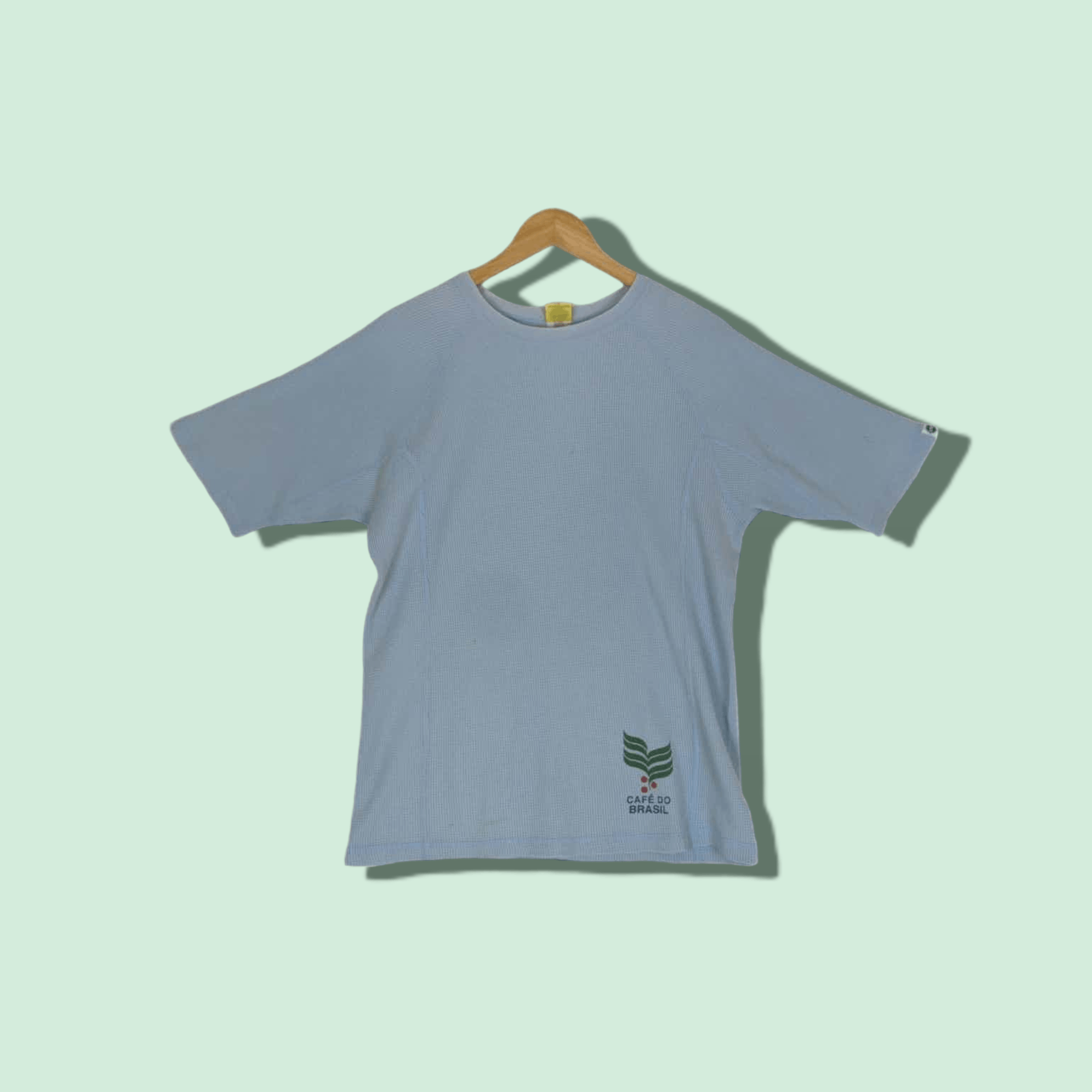Japanese Brand Vintage 90's ATHLETA x Figa Cafe de Brasil T-Shirt Size US M / EU 48-50 / 2 - 1 Thumbnail