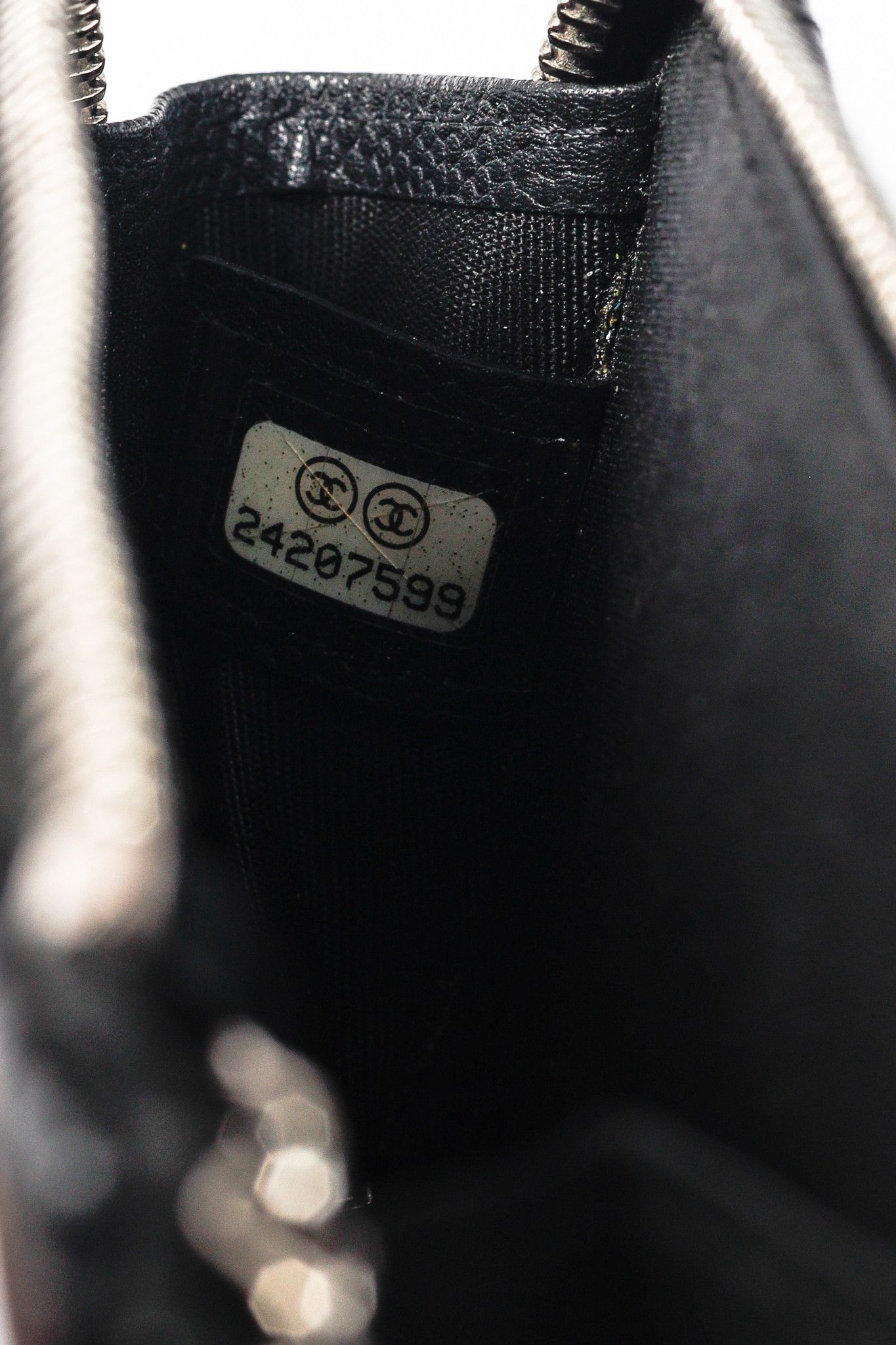 Chanel Chanel Black Caviar Leather Camellia-Embossed Key Holder Size ONE SIZE - 10 Thumbnail