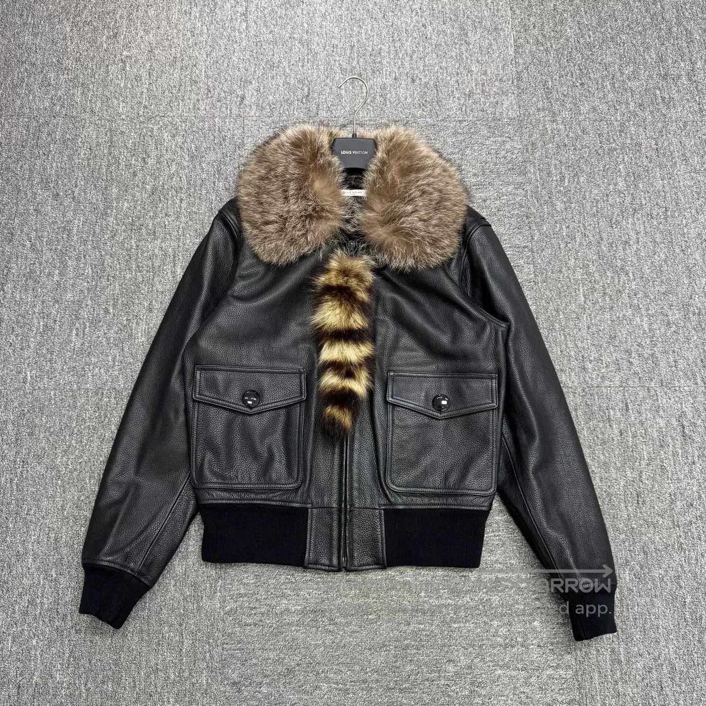 Givenchy givenchy black leather fur collar jacket. Size US XL / EU 56 / 4 - 1 Thumbnail