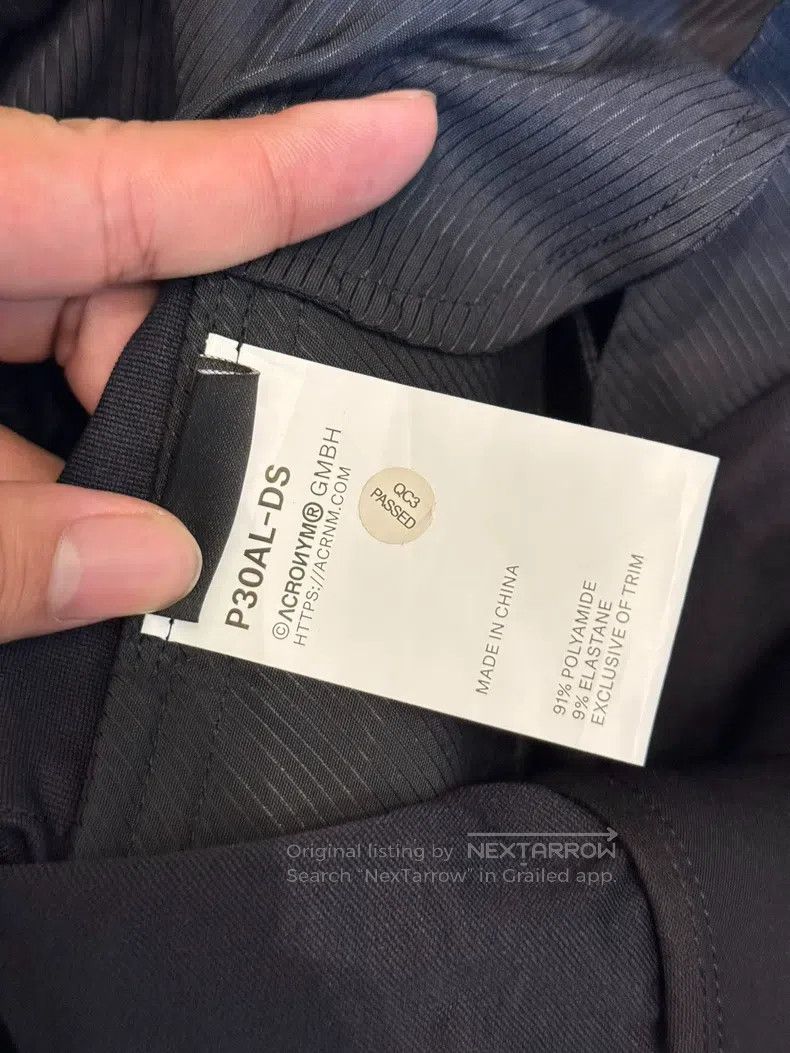 Acronym Acronym size M Black jeans Size US 33 - 4 Thumbnail