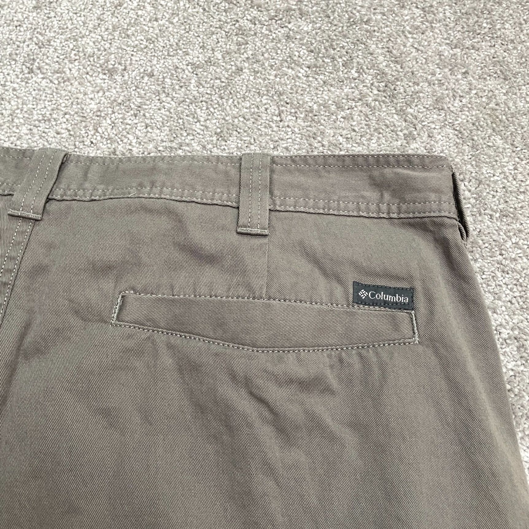 Vintage Columbia Cargo Shorts Mens 40x10 Brown Cotton 100% Casual Outdoor Pockets Swim? (Oops) Size US 40 / EU 56 - 4 Thumbnail