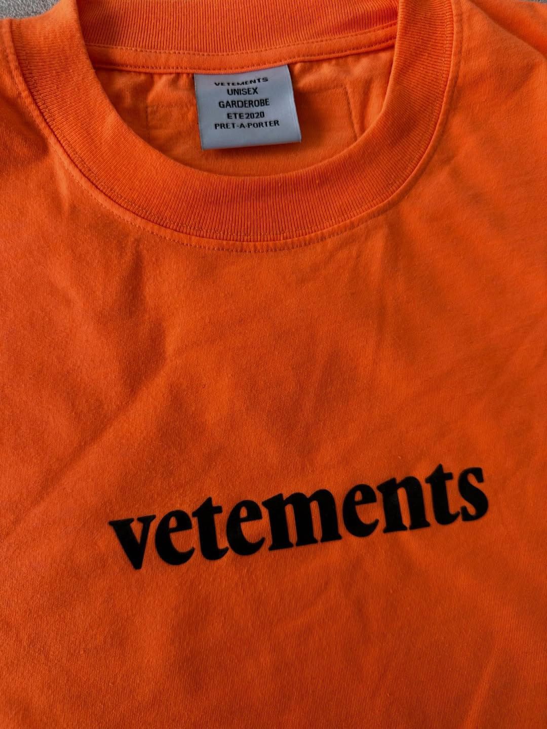 Vetements Priority Mail Tshirt Size US M / EU 48-50 / 2 - 2 Thumbnail