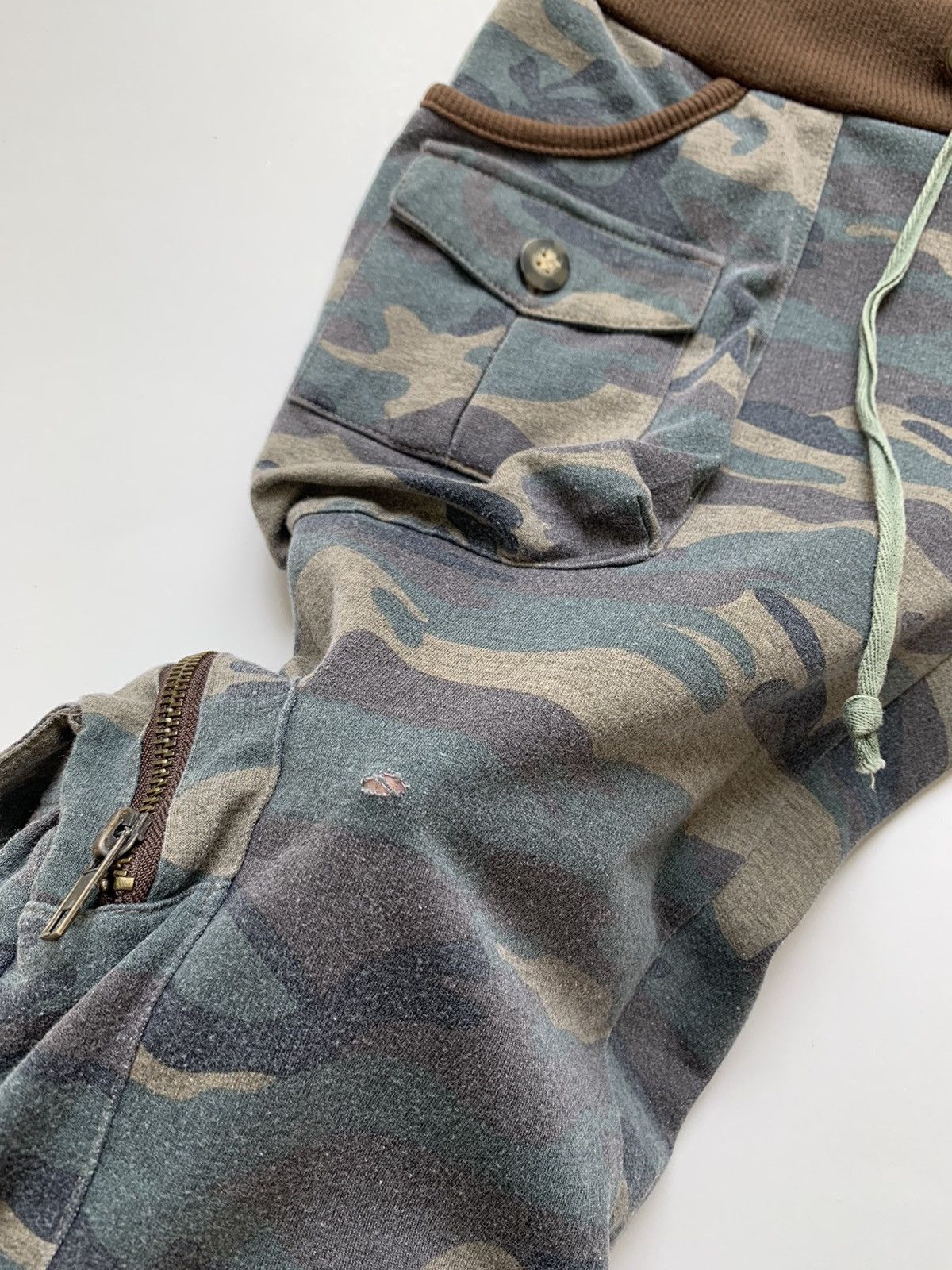 Japanese Brand 2000s Heaven Camo Cargo GOA Inspired Boot Cut Pant Size US 30 / EU 46 - 8 Thumbnail