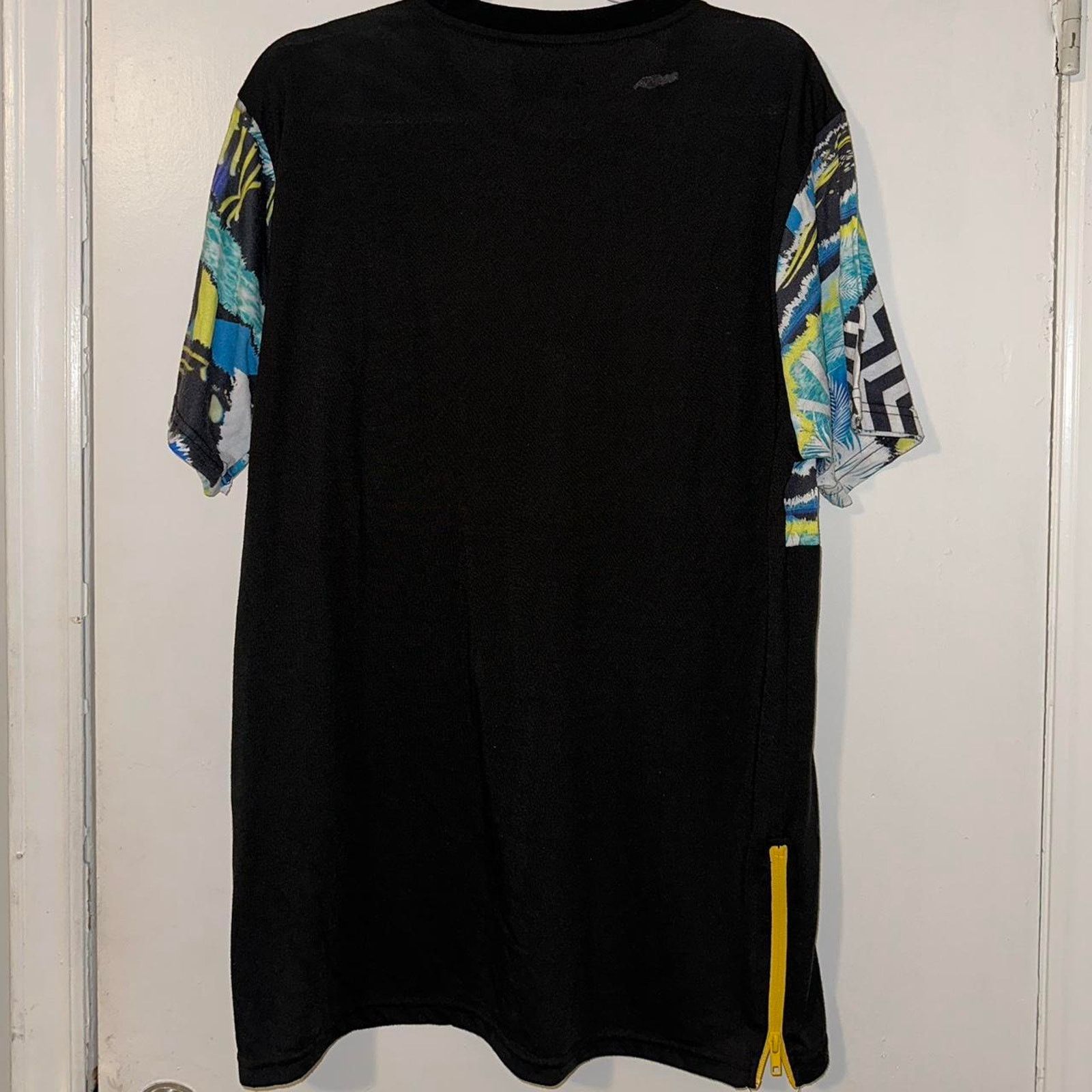 TRUKFIT Trukfit T Shirt Colorblock Zipper Detail Lil Wayne size XL Size US XL / EU 56 / 4 - 4 Thumbnail